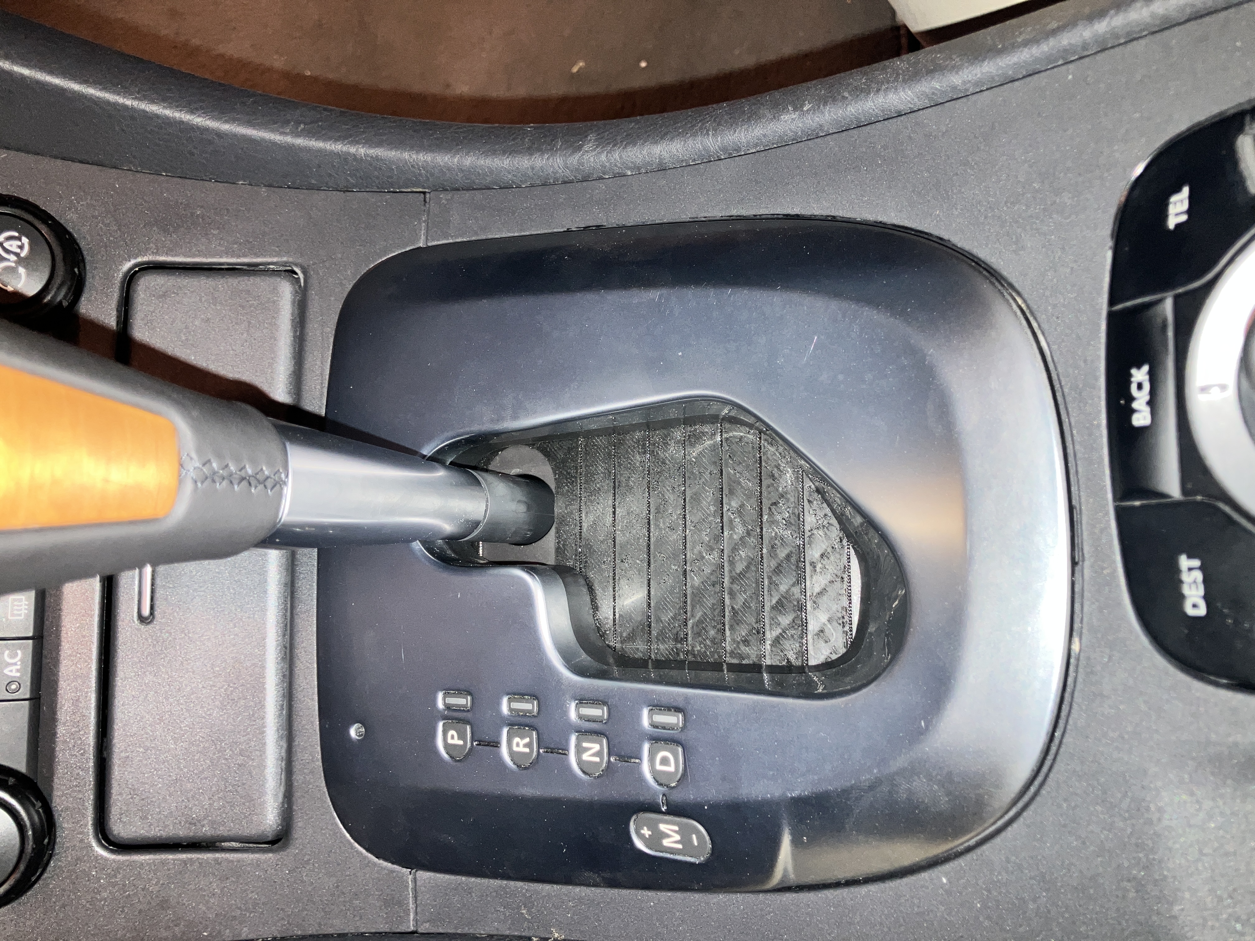 [Renault Vel Satis] Automatic Gearbox Lever Shutter