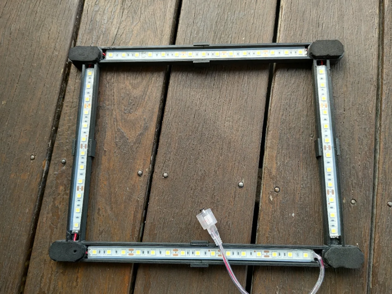 Bambu Lab AMS light stand (newer version) by Onemoredave 