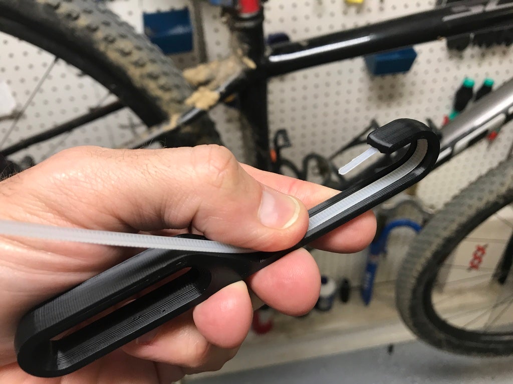 Trek Control Freak Zippity-doo-dad for routing bike internal cables