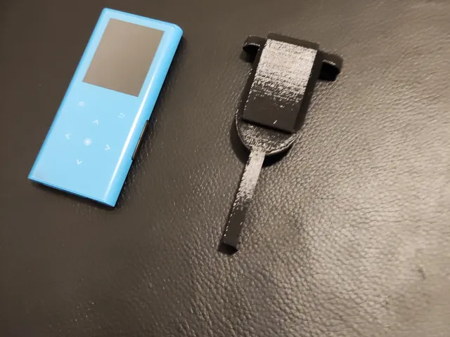 Gürtelclip Gehäuse für einen IHOUONE M660 Mp3 Player