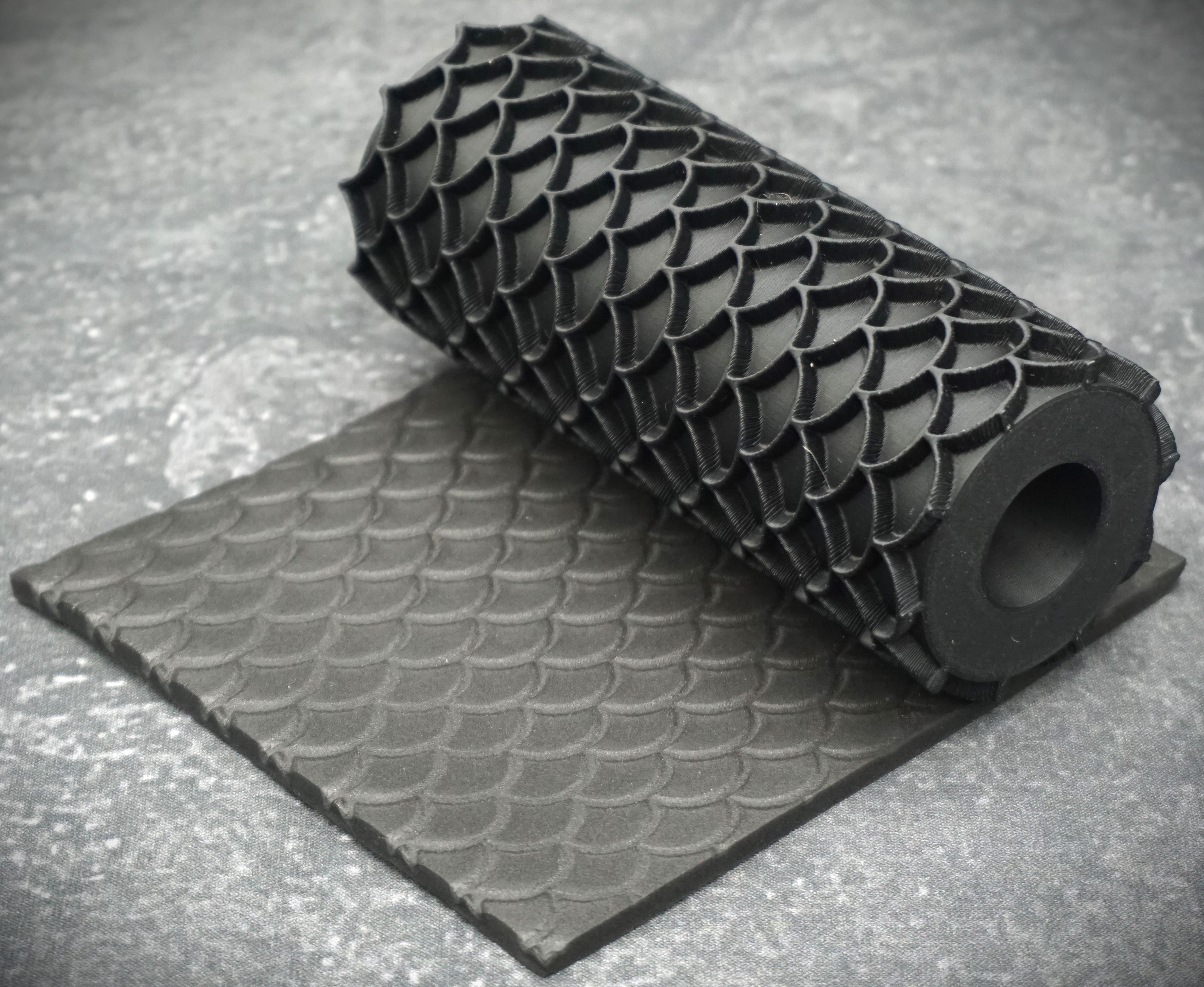 Textured Roll With Round Scale Pattern