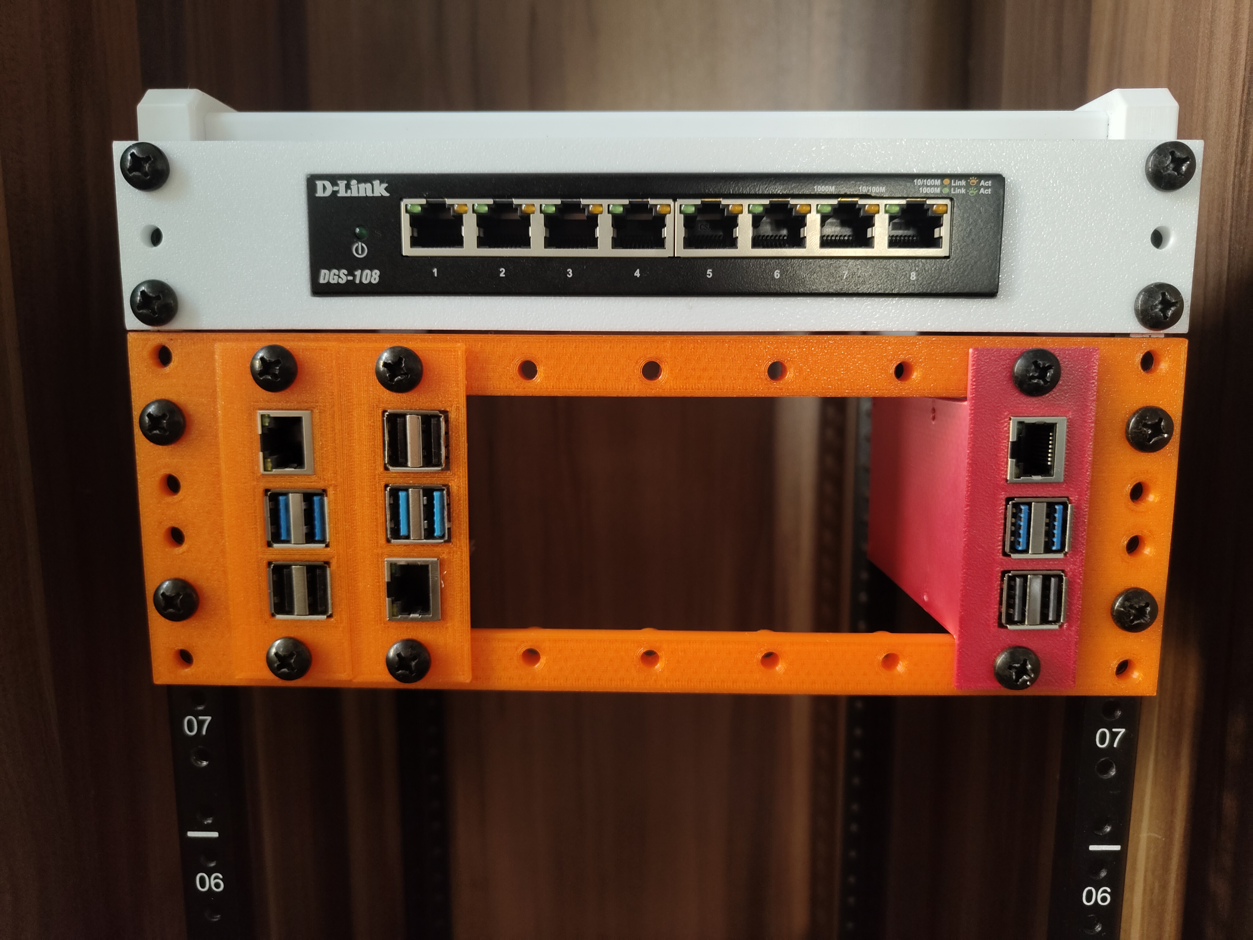 Mini-Rack Raspberry Pi Mount