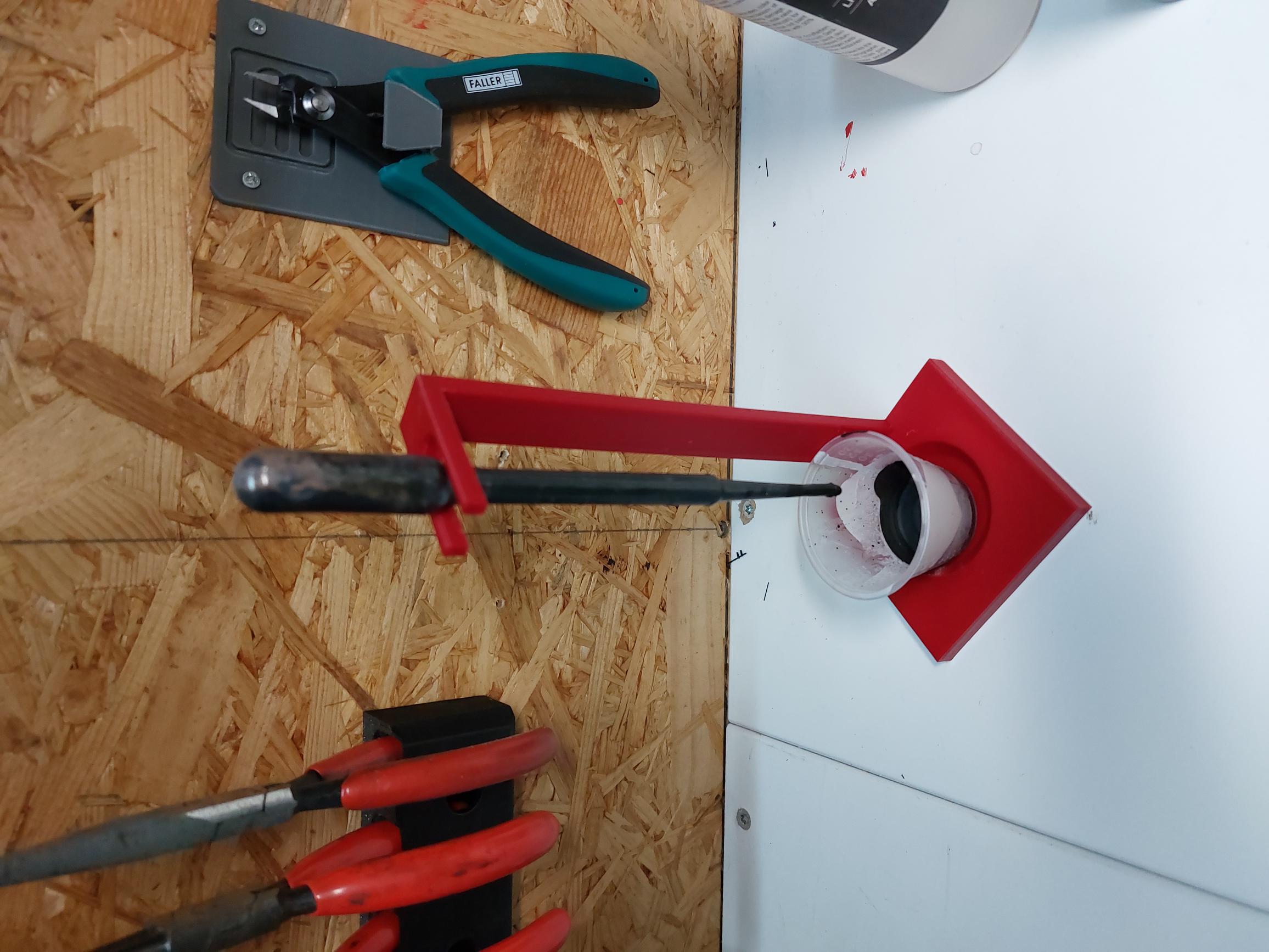 Pipette holder by ZnaKeZ Download free STL model