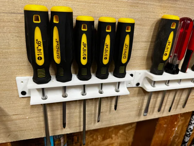 Customizable Screwdriver Holder