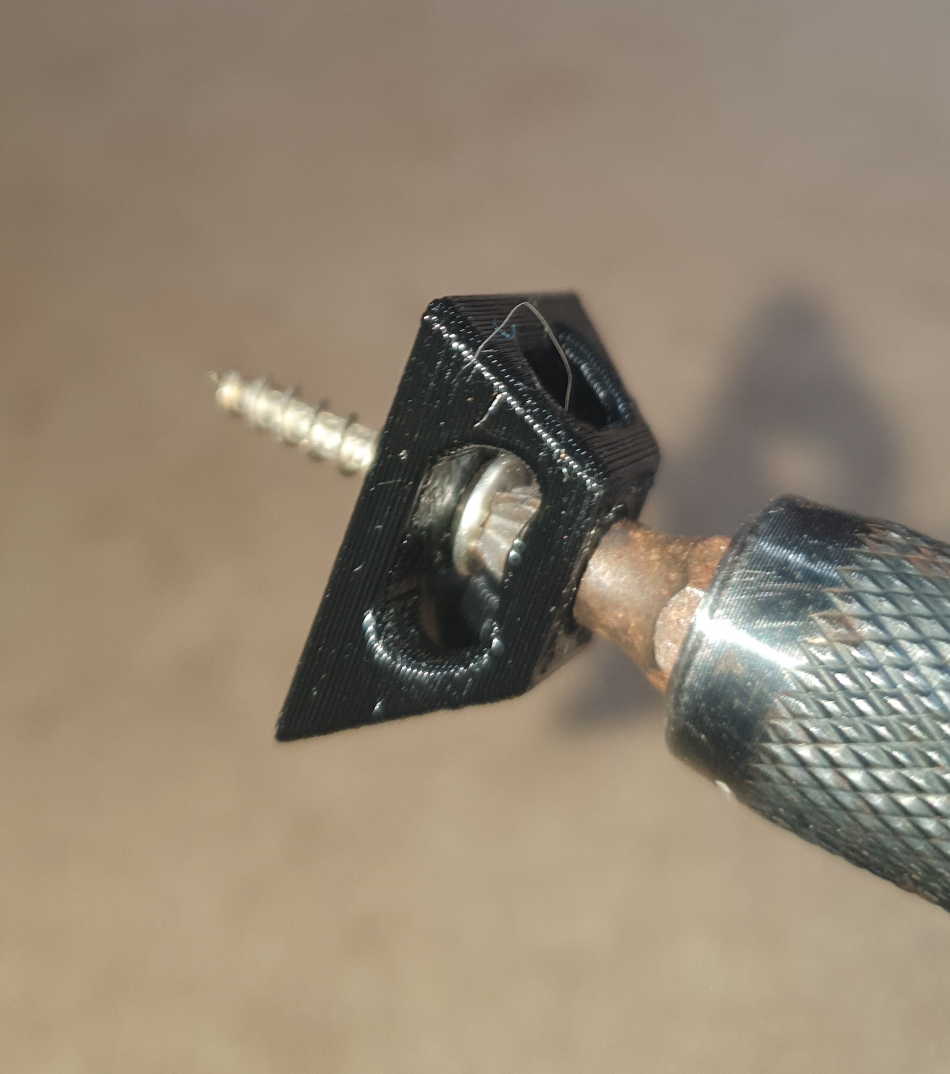 Zip Tie Anchor (fix with screw) by Fedi Download free STL model