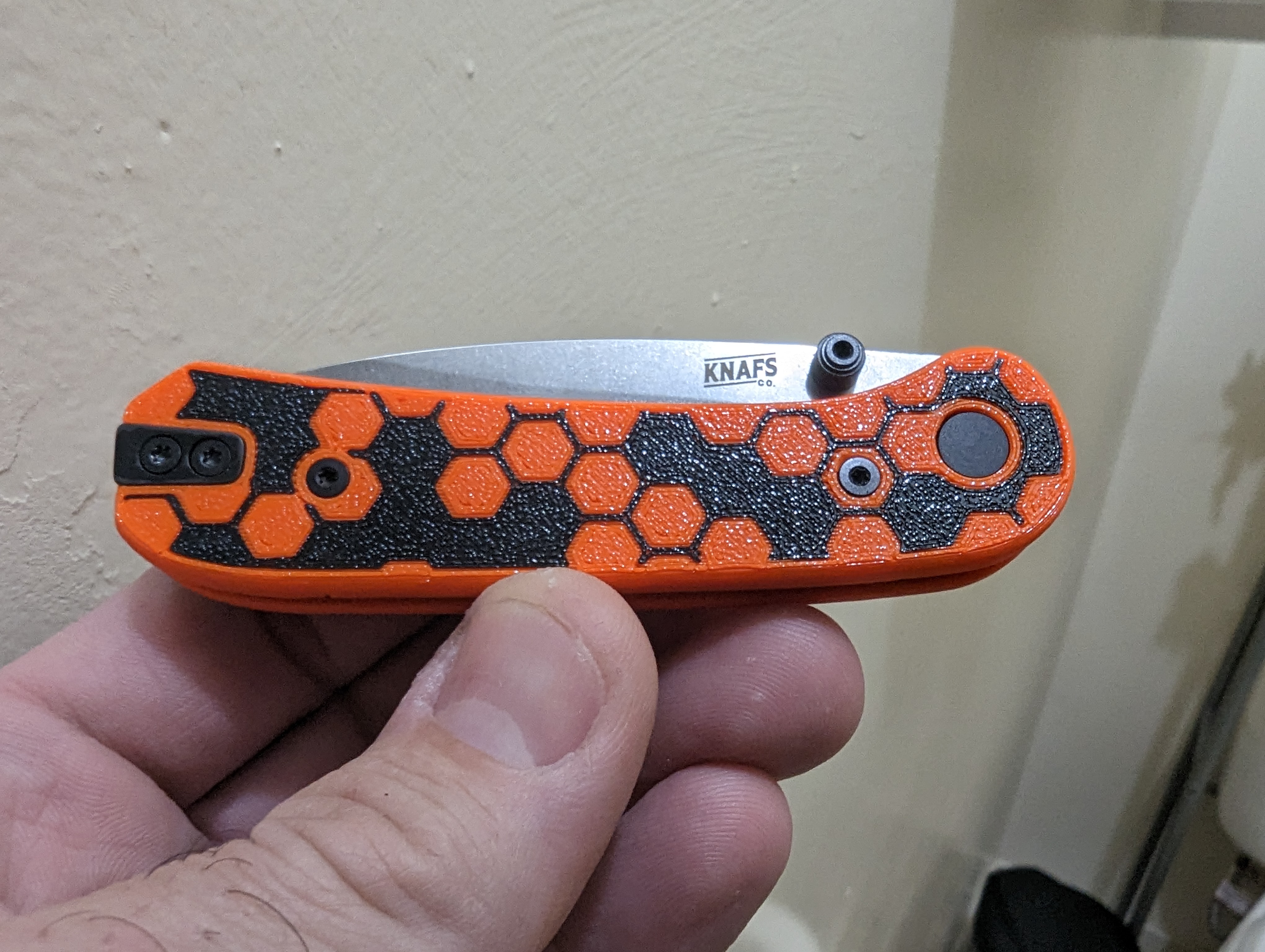 Knafs Lander two tone hex pattern knife scales - I3DP4U
