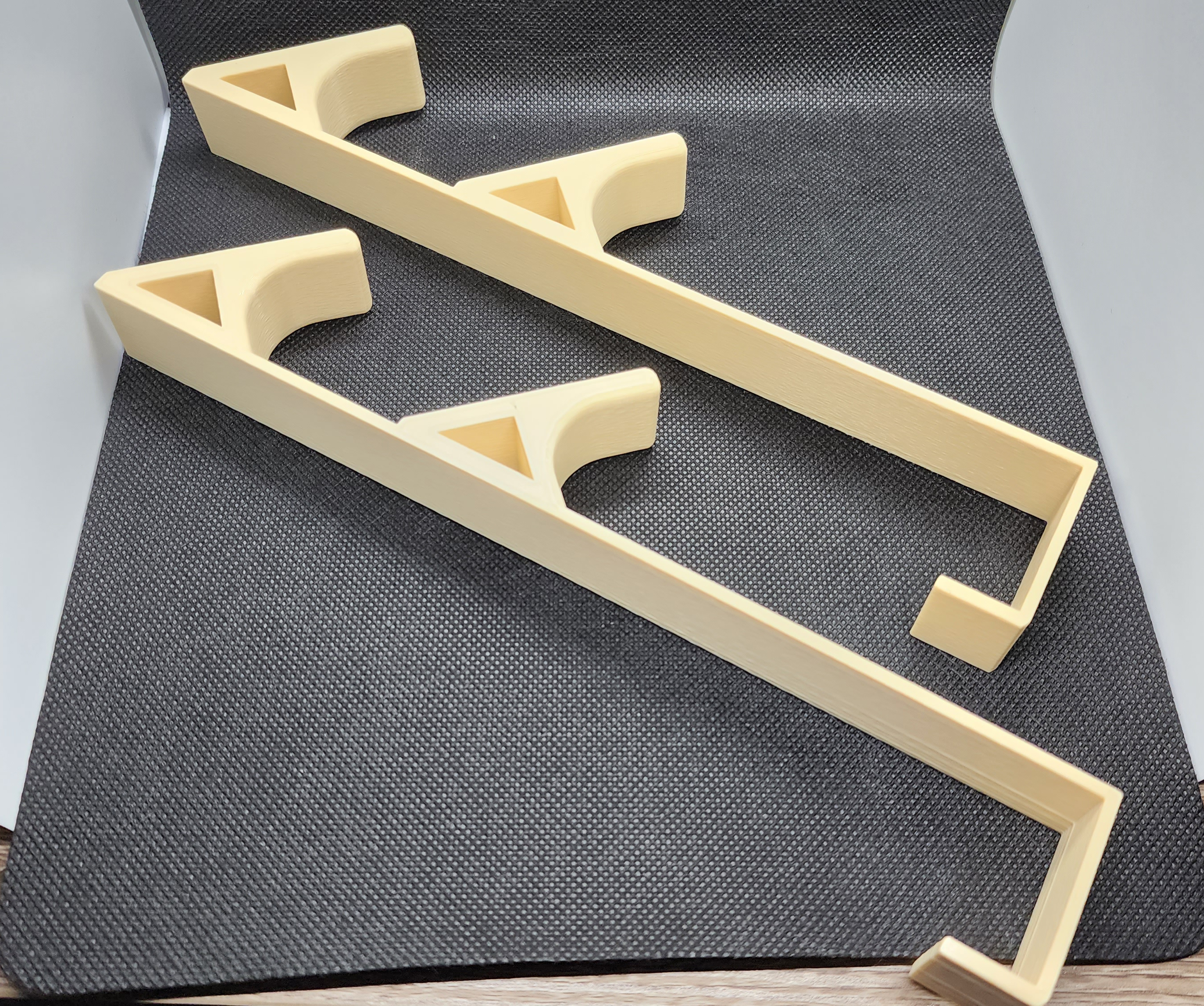 Miniatura 4 do modelo 3D Over-The-Door Double Hooks