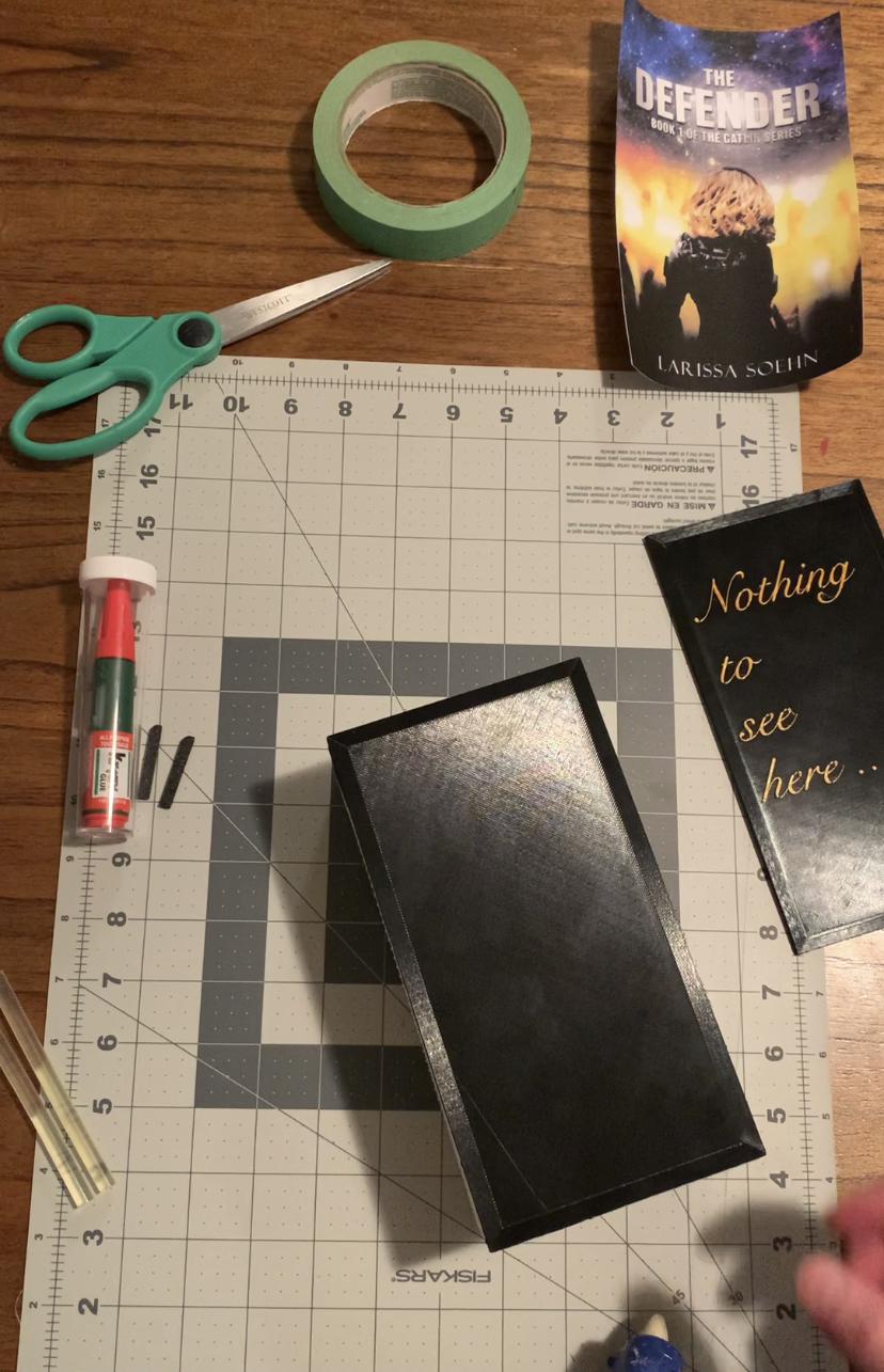 Miniatura 4 do modelo 3D Booknook Hidden Mini Book Case