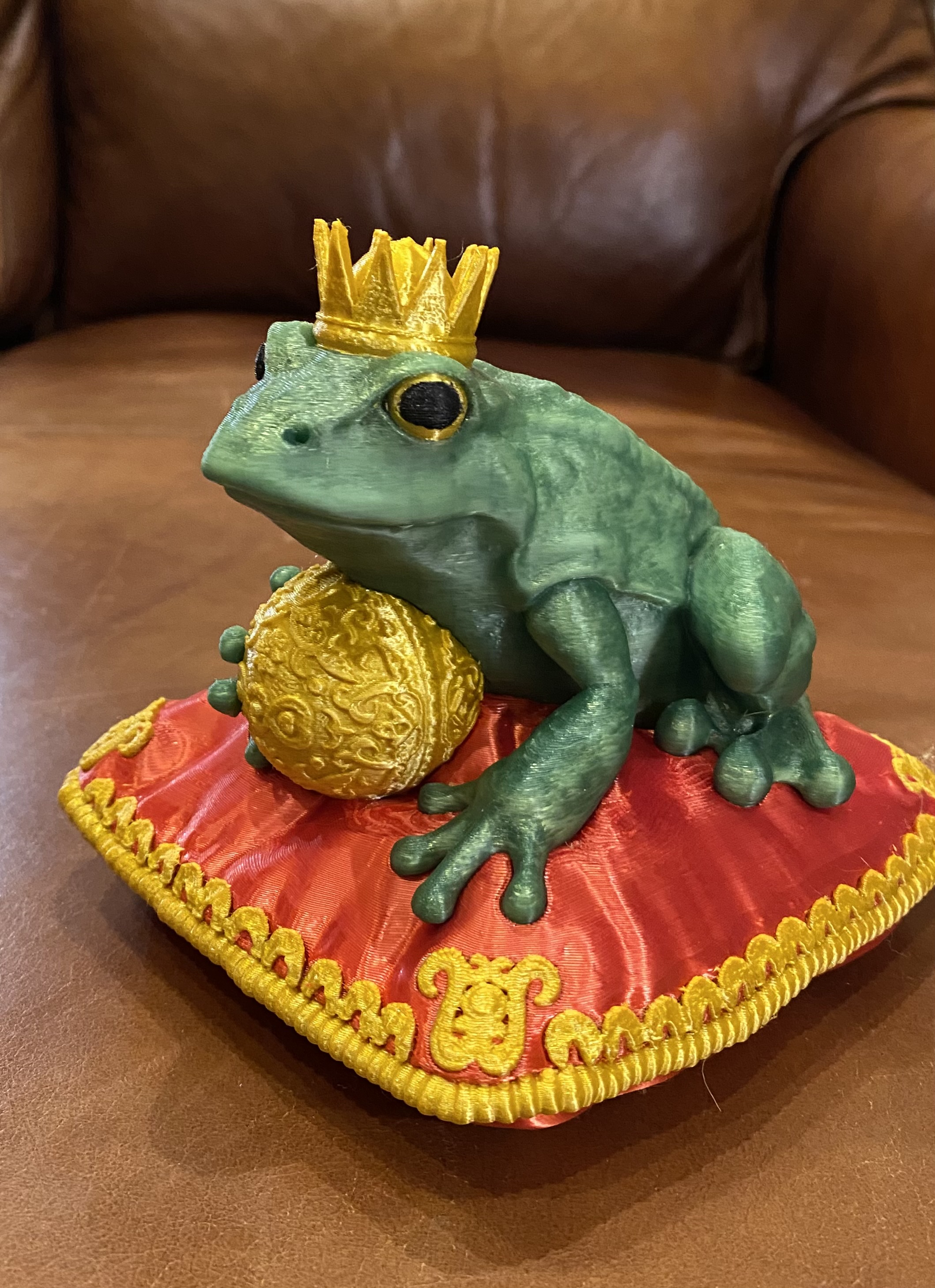 The Frog Prince (multi and single colour fairytale model)