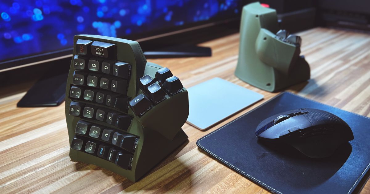 Clavert vertical ergonomic wireless split keyboard by THL Download