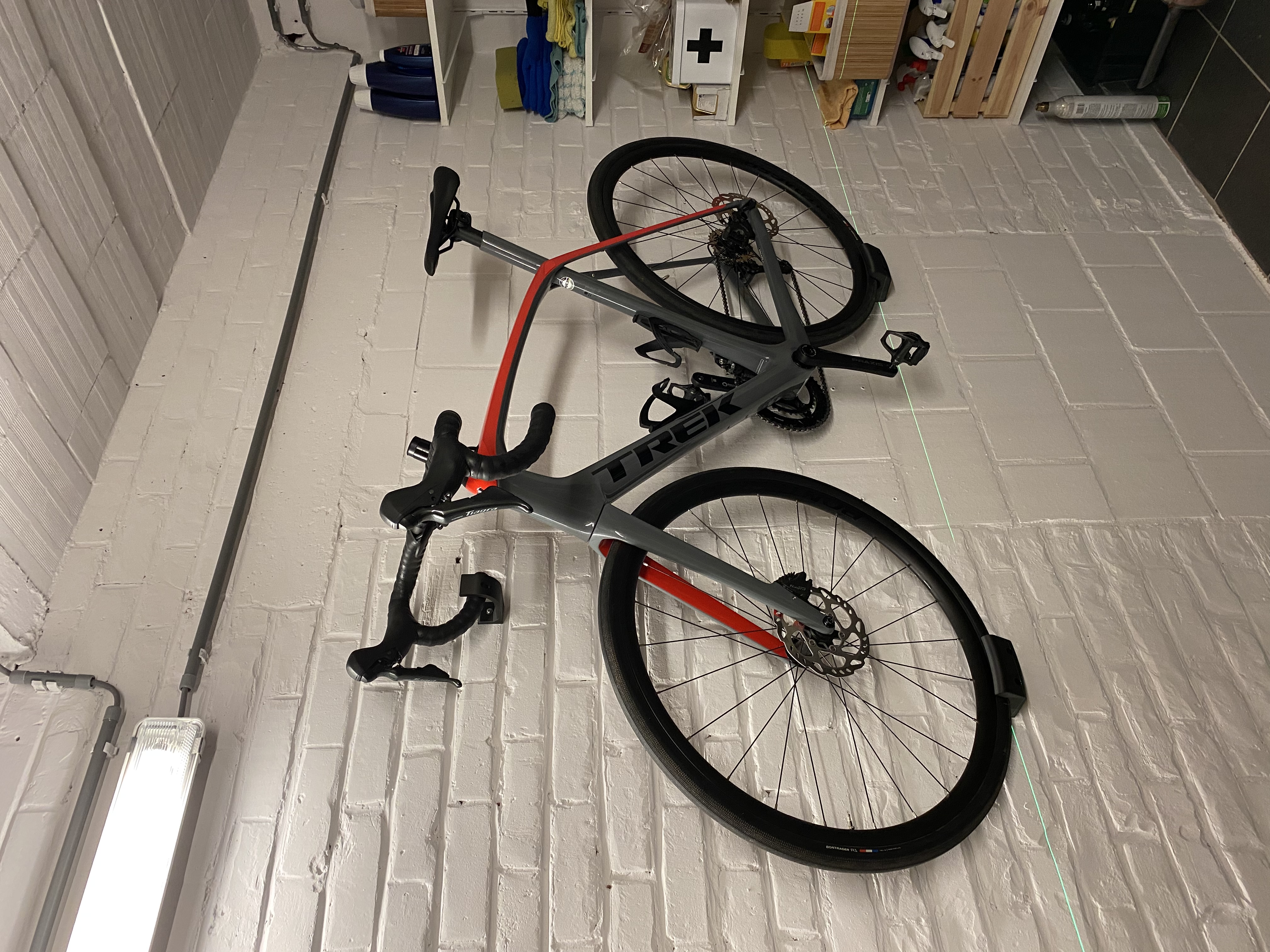 Roadbike wall mount - Remix