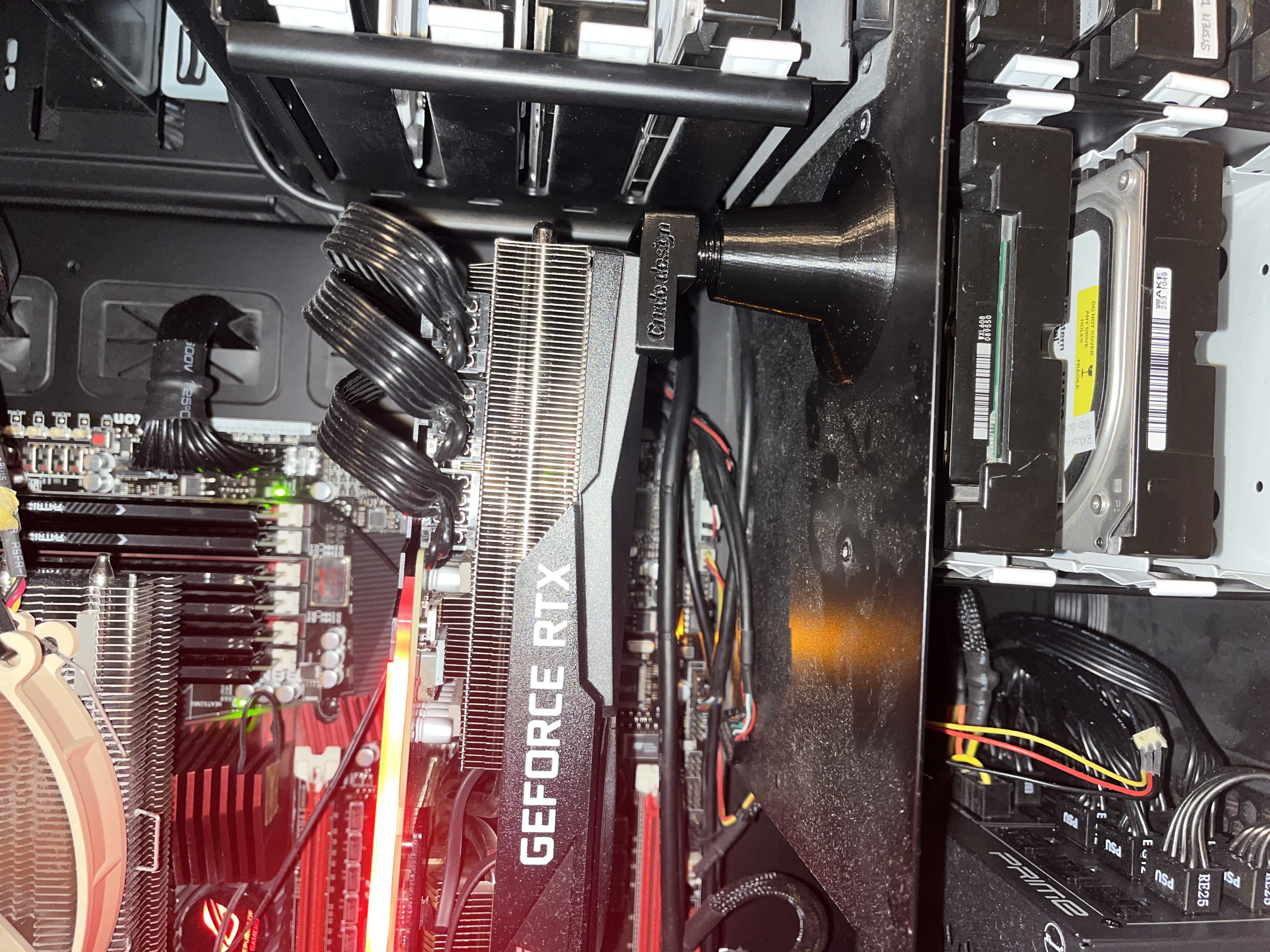 Miniatura 2 do modelo 3D Adjustable GPU support, 45-70mm