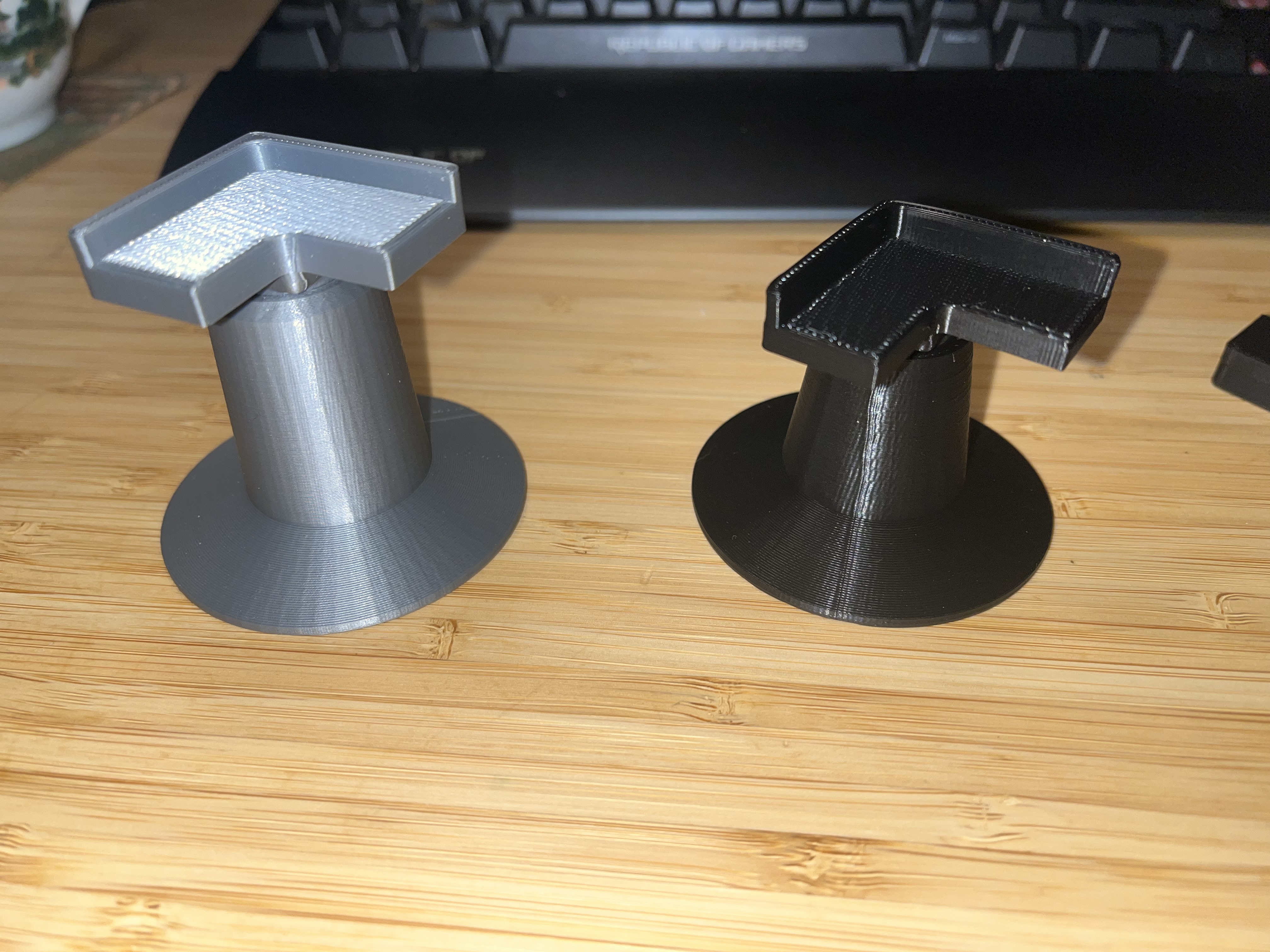 Miniatura 3 do modelo 3D Adjustable GPU support, 45-70mm