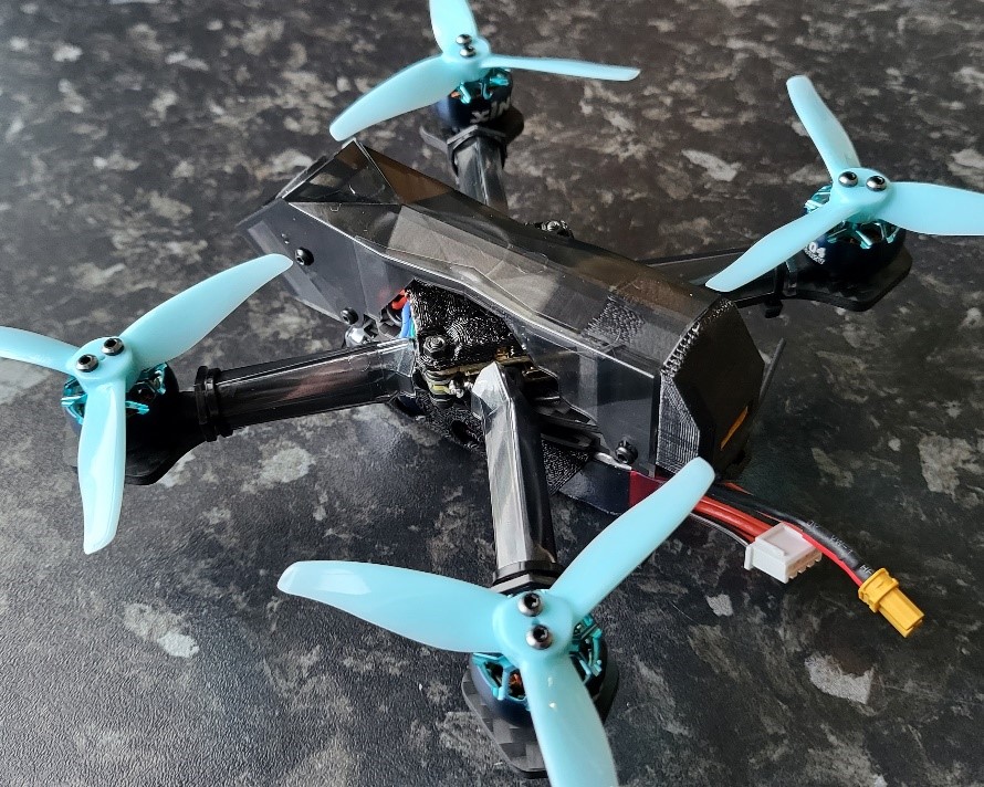 Miniatura 2 do modelo 3D Tiny Trainer V2 - Tail
