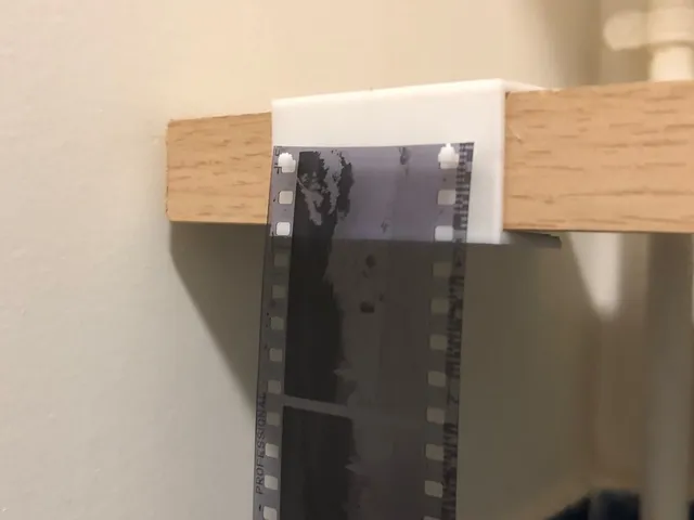 35mm film holder