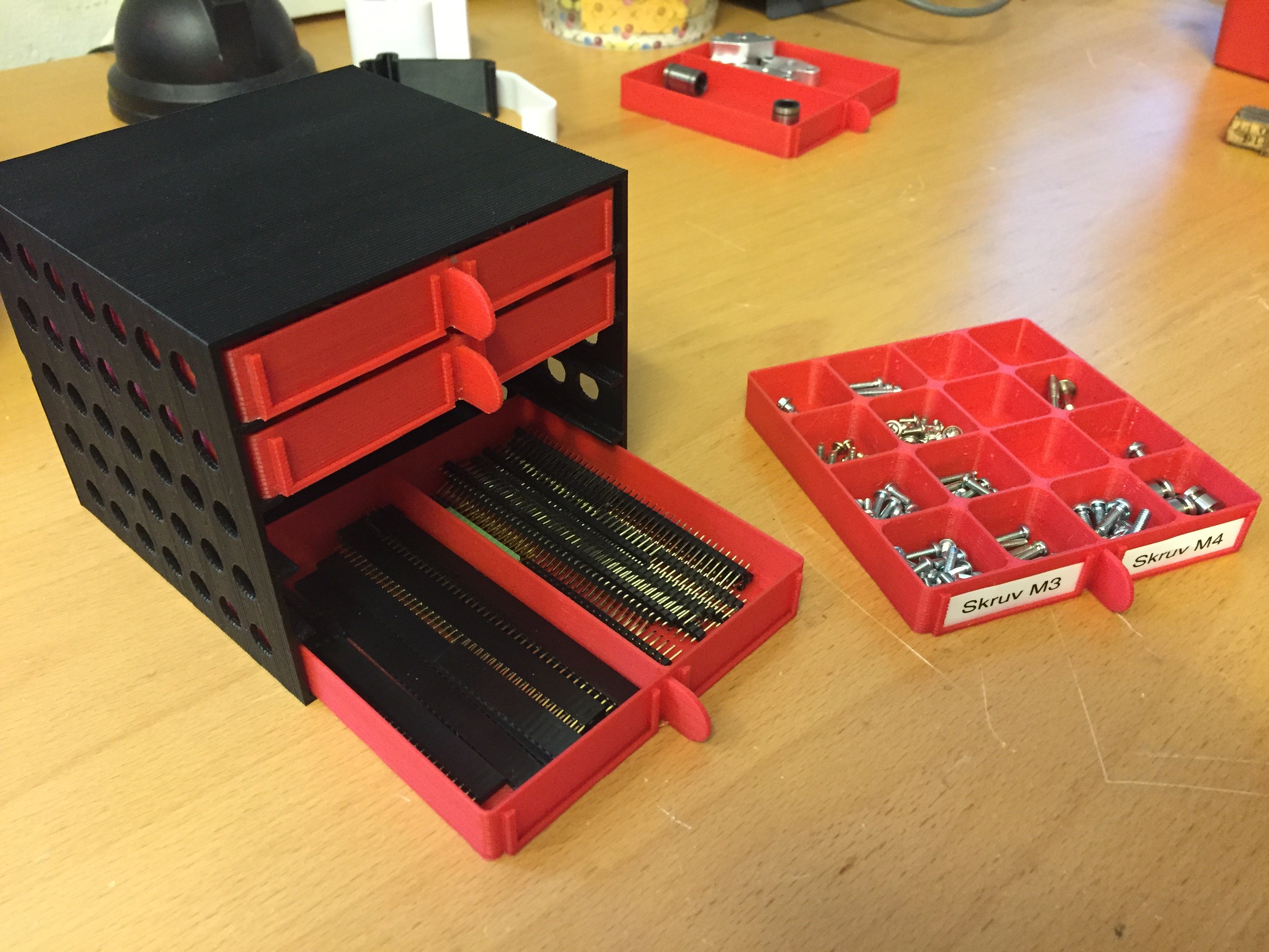 Small items organizer 3D model thumbnail