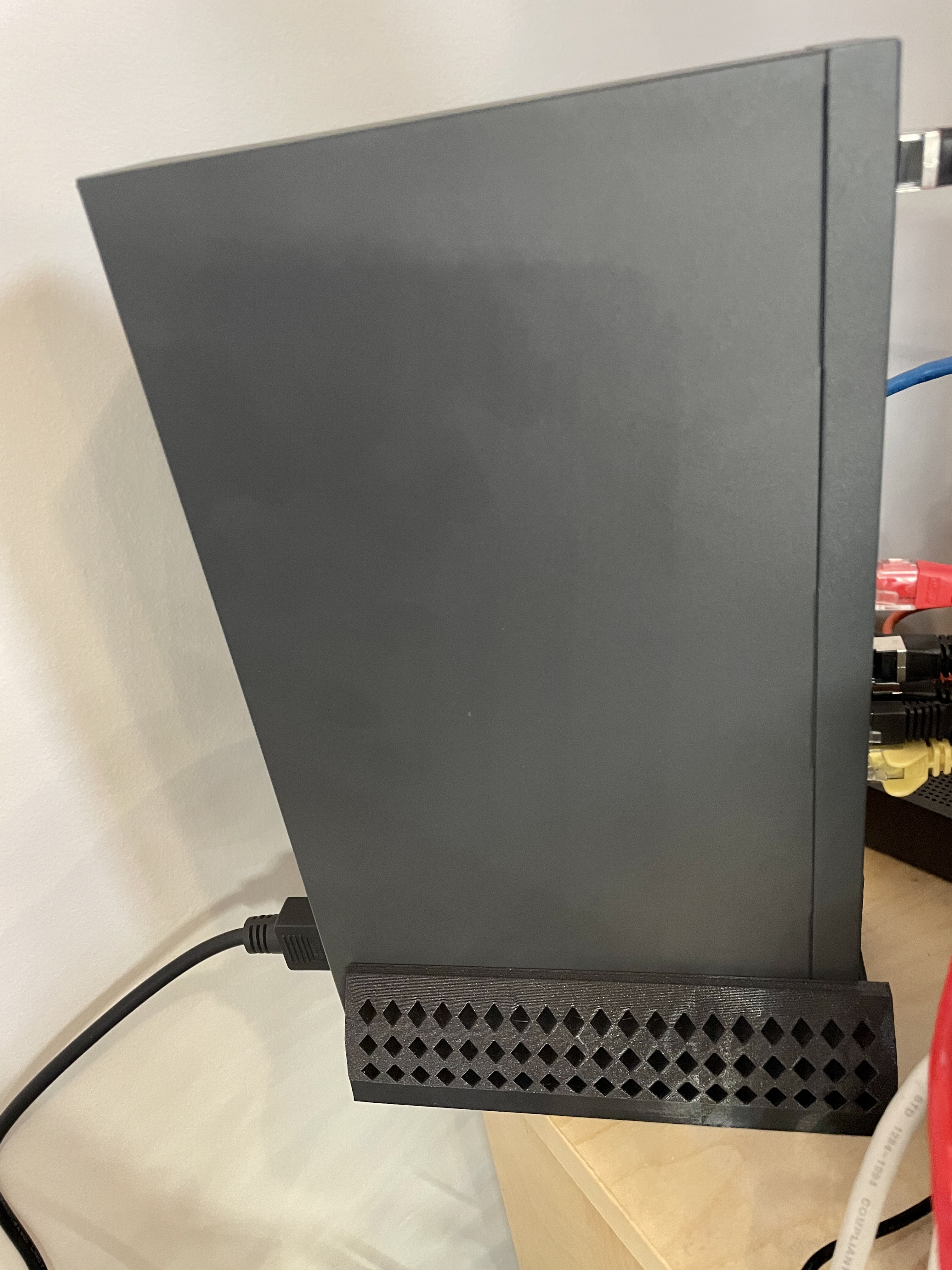Vertical Stand for TP Link TP-SG1024DE
