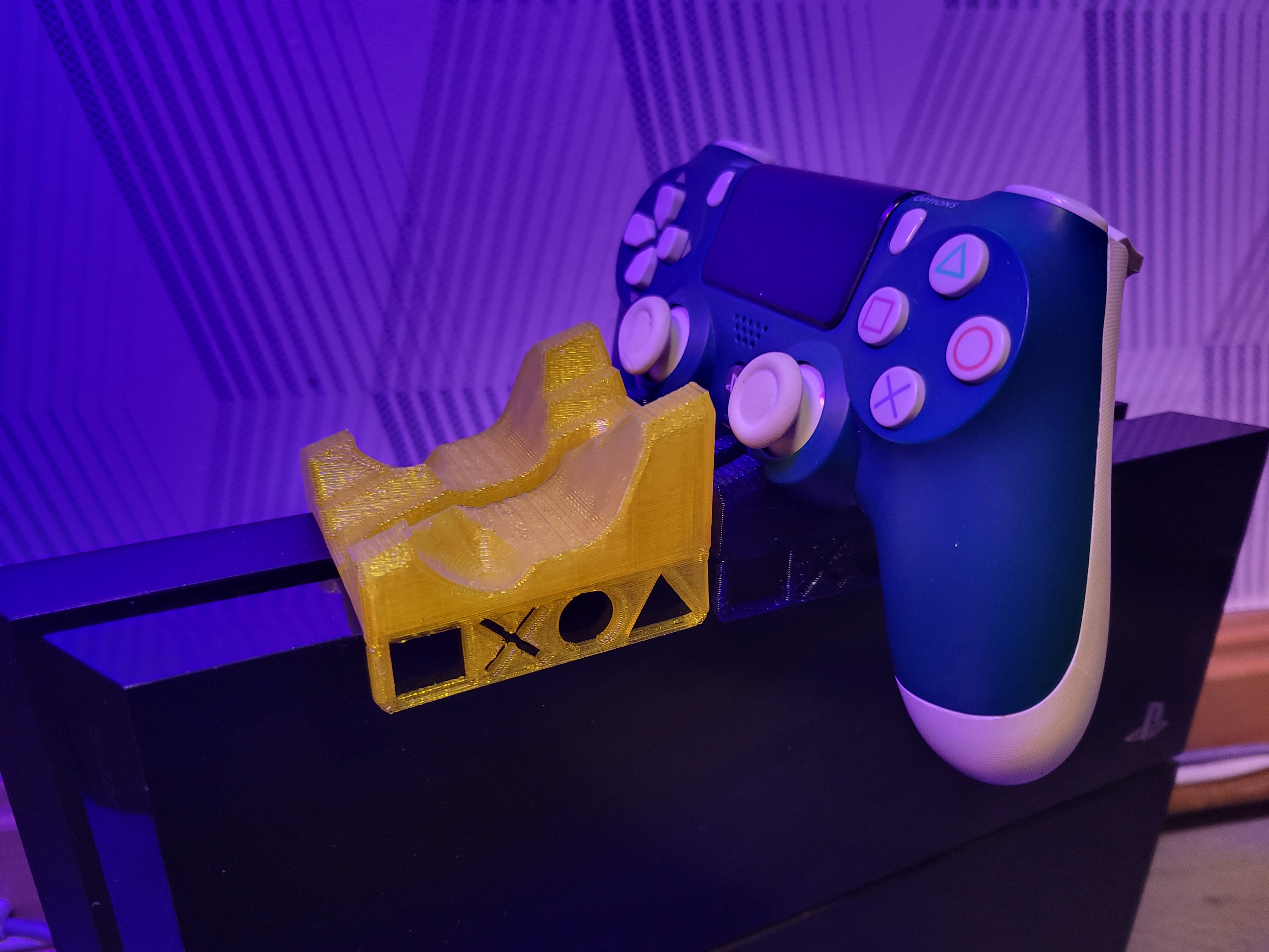 Standard PS4 ridge dualshock Stand
