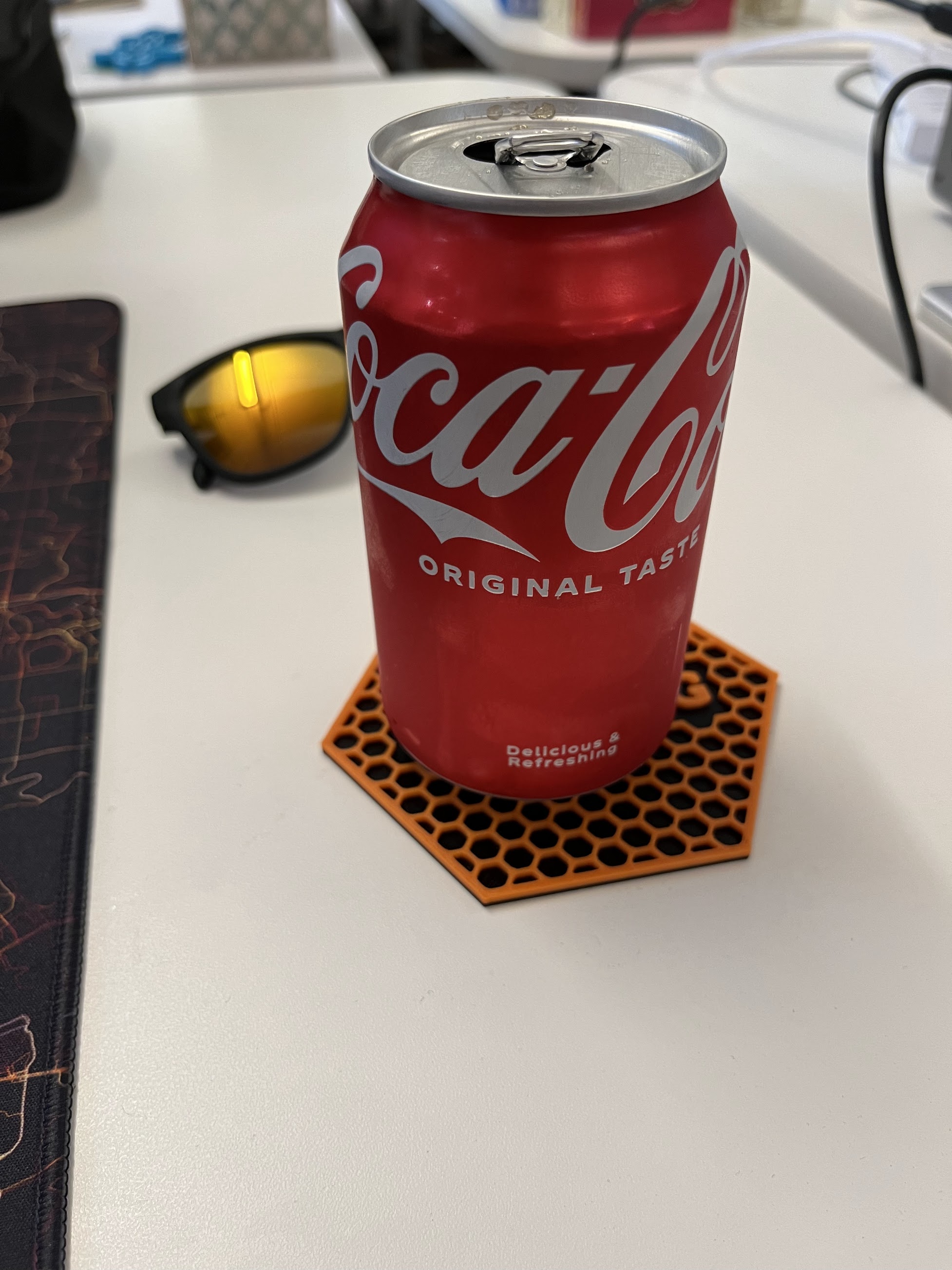 Miniatura 2 do modelo 3D Customizable Hex Coaster