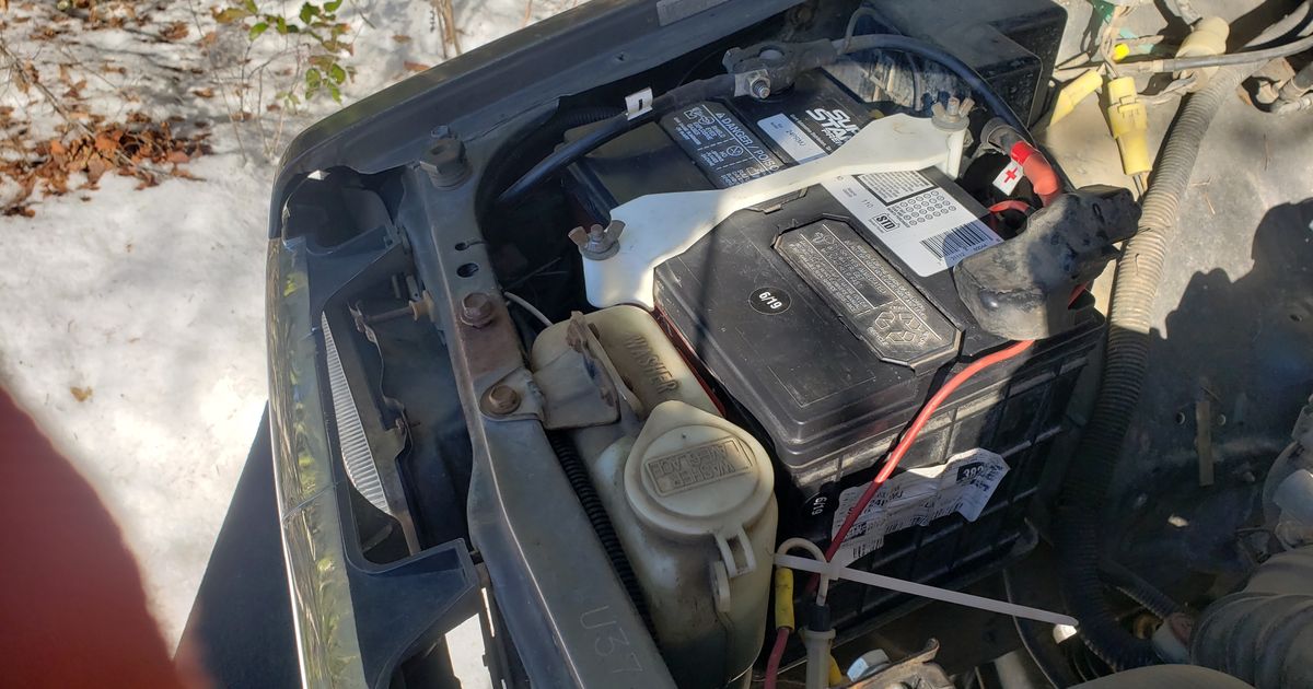 Toyota truck battery hold down by PolitePrinter Download free STL