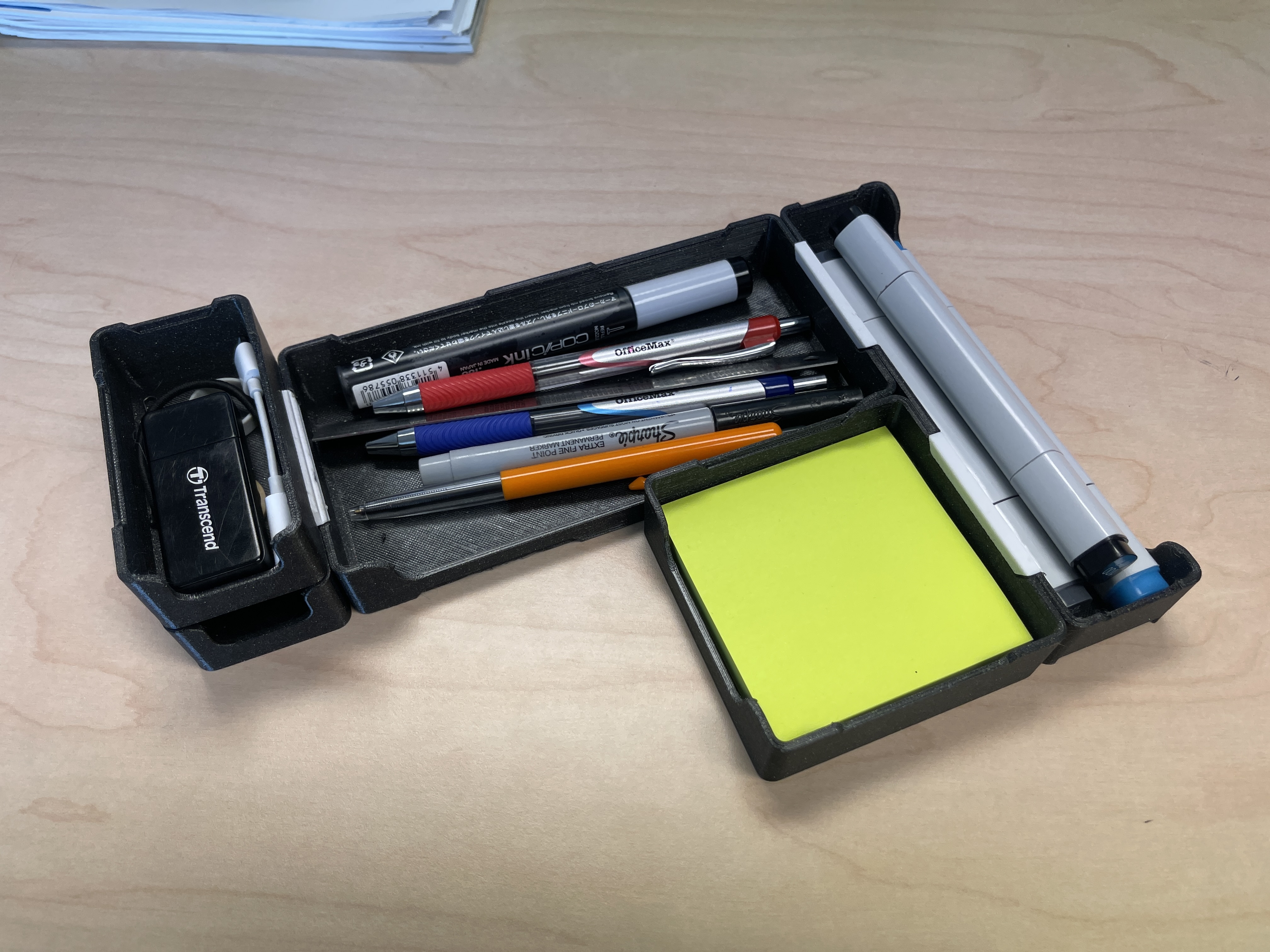 Miniatura 8 do modelo 3D Modular Desk Organiser!