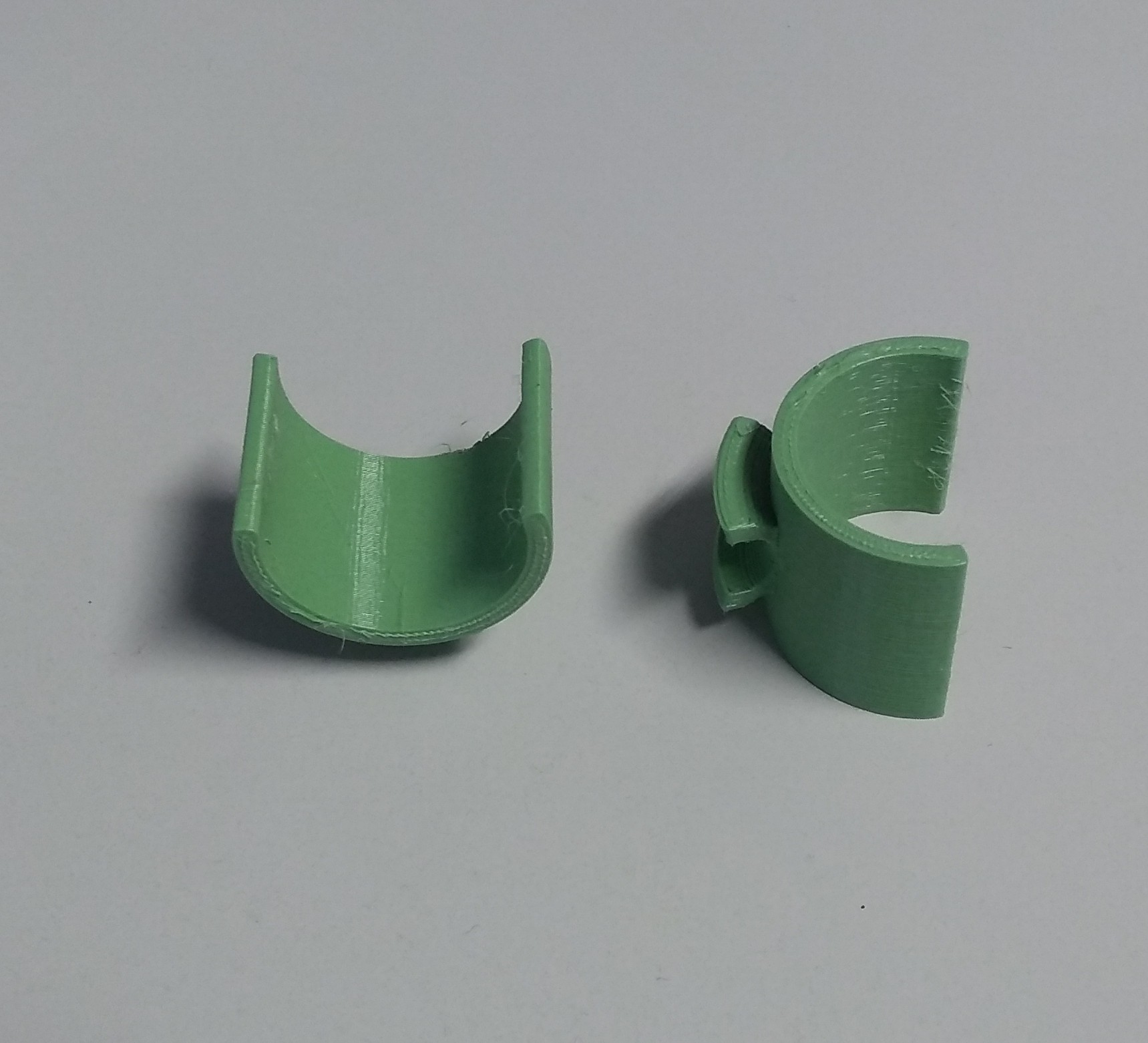 Miniatura 3 do modelo 3D Pull up bar to single hook adapter