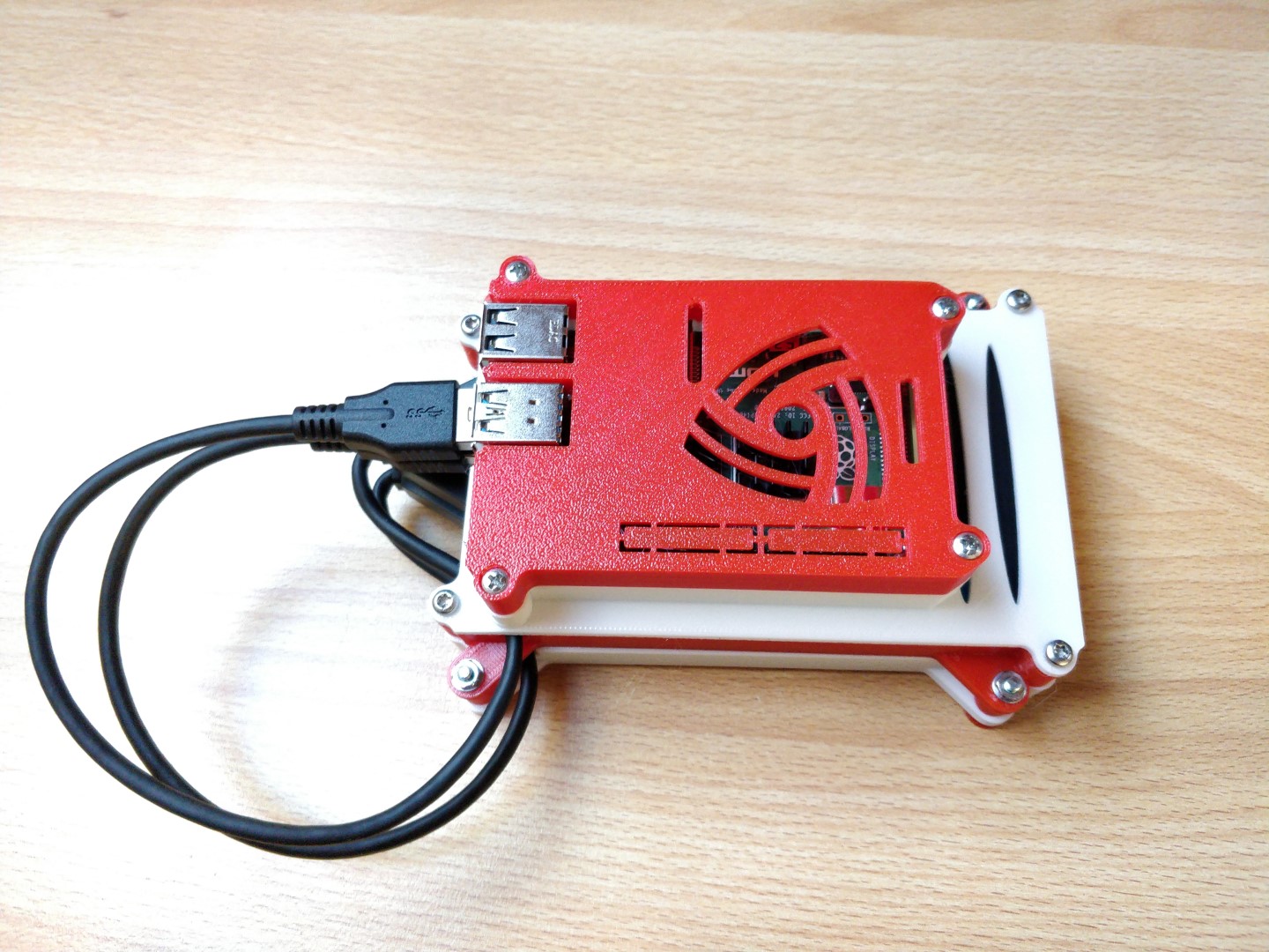Raspberry Pi 4 Enclosure with 2,5