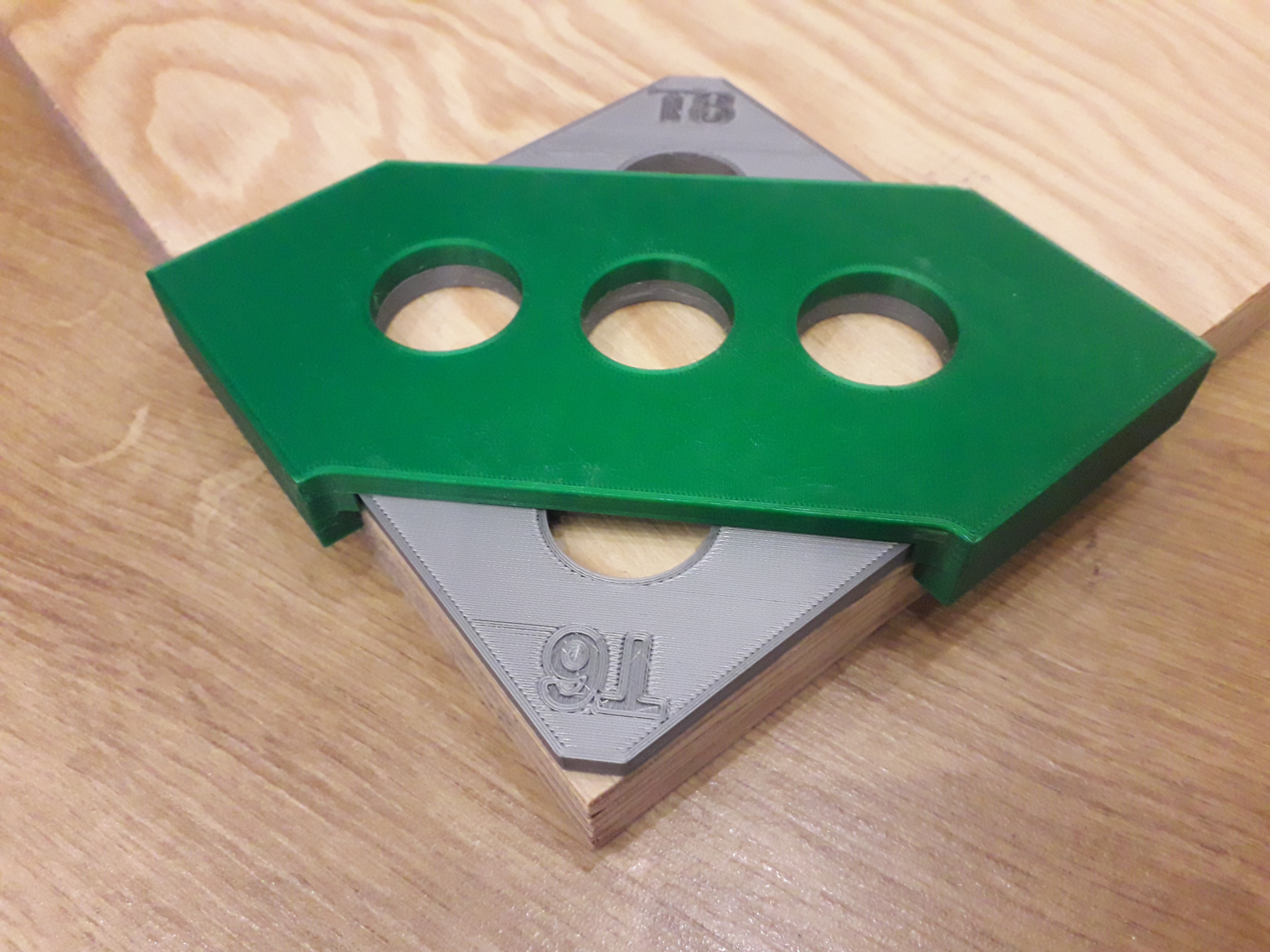 Miniatura 5 do modelo 3D Corner router JIG