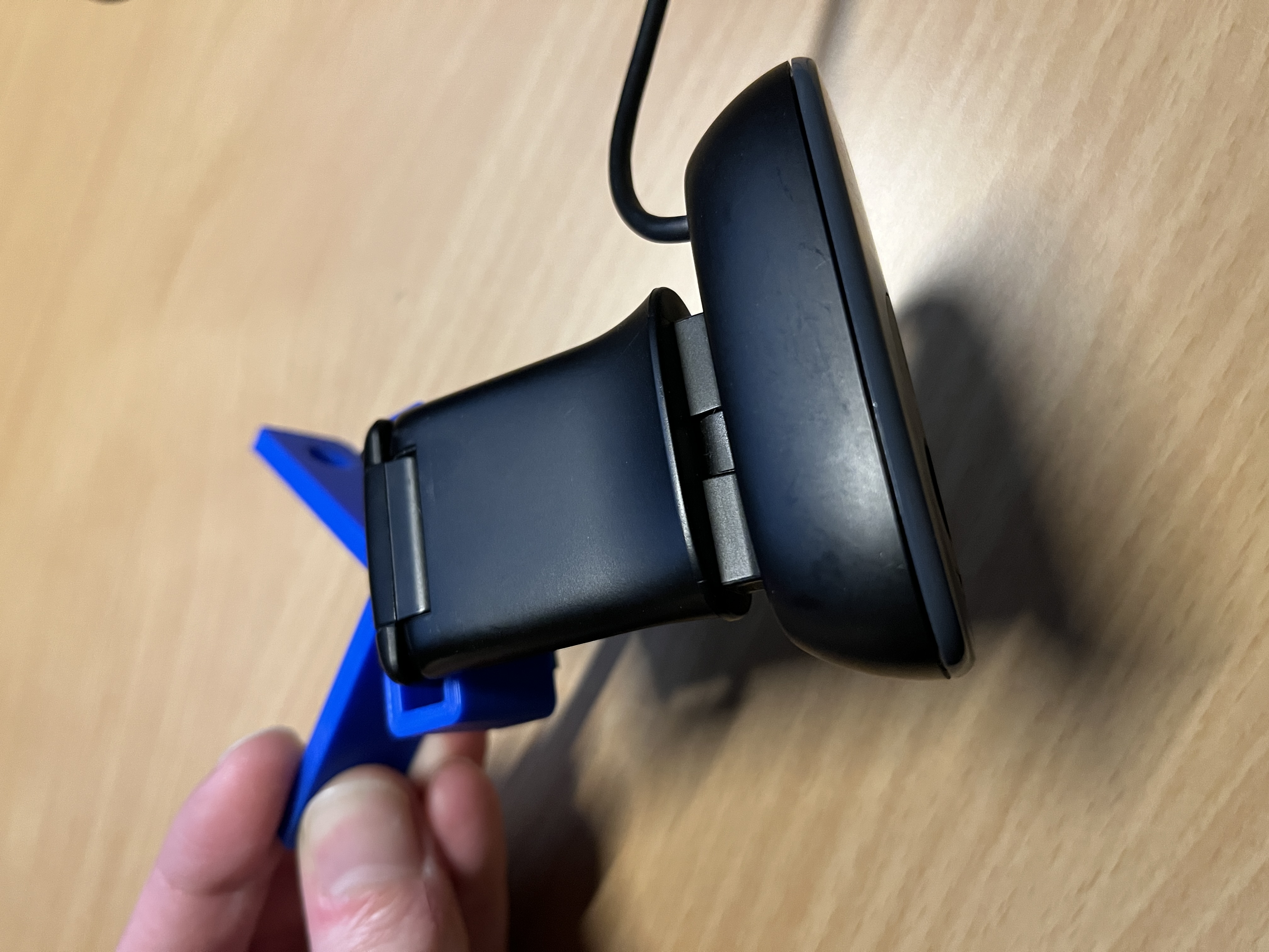 Lack Enclosure Cam Mount (Logitech C270)