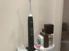 Phillips Sonicare Holder - Outlet Cover