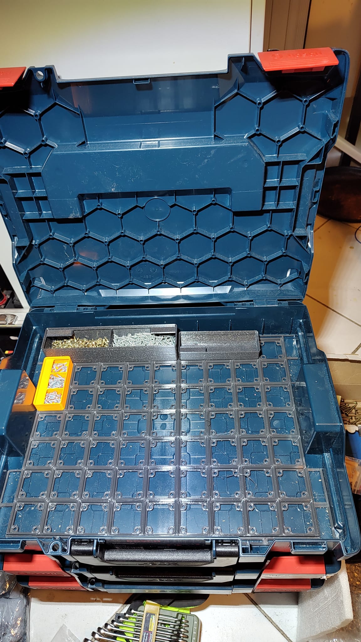 Gridfinity Bosch LBOXX 136 baseplate