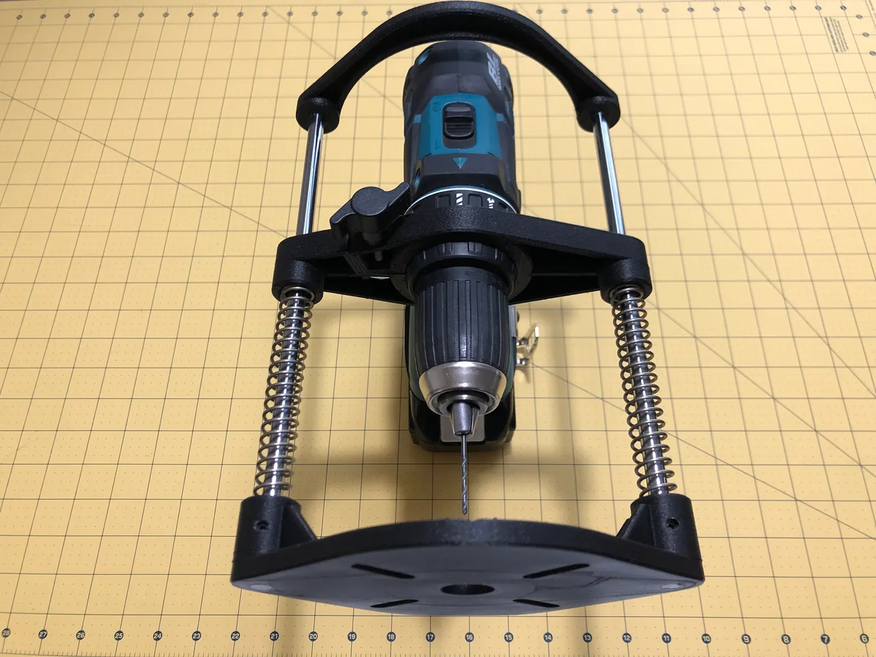 Rise arbejdsløshed Synslinie Portable Drill Press for Makita DHP480 and similar by MazaaFIN | Download  free STL model | Printables.com