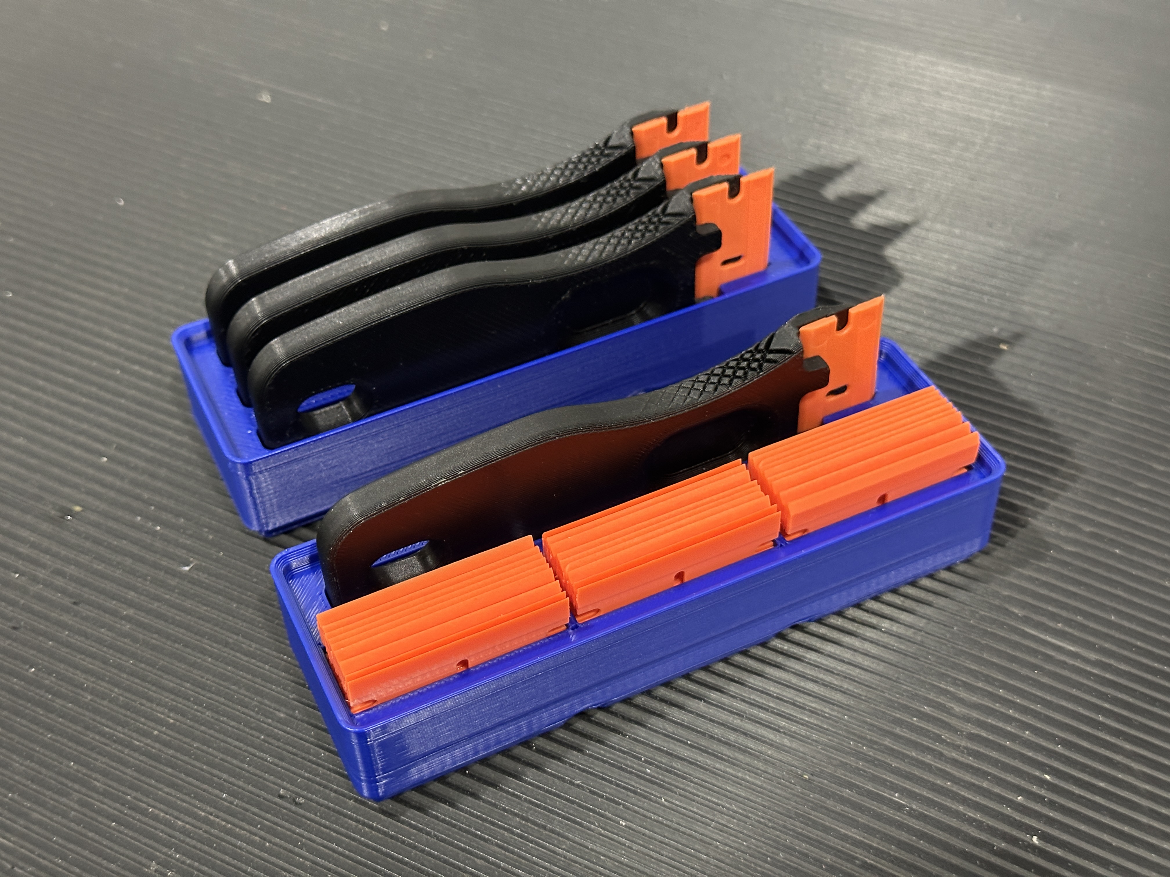 1x2 Gridfinity Bin f/ Scraperlite Plastic Razor Blade Handle V2 3D model thumbnail