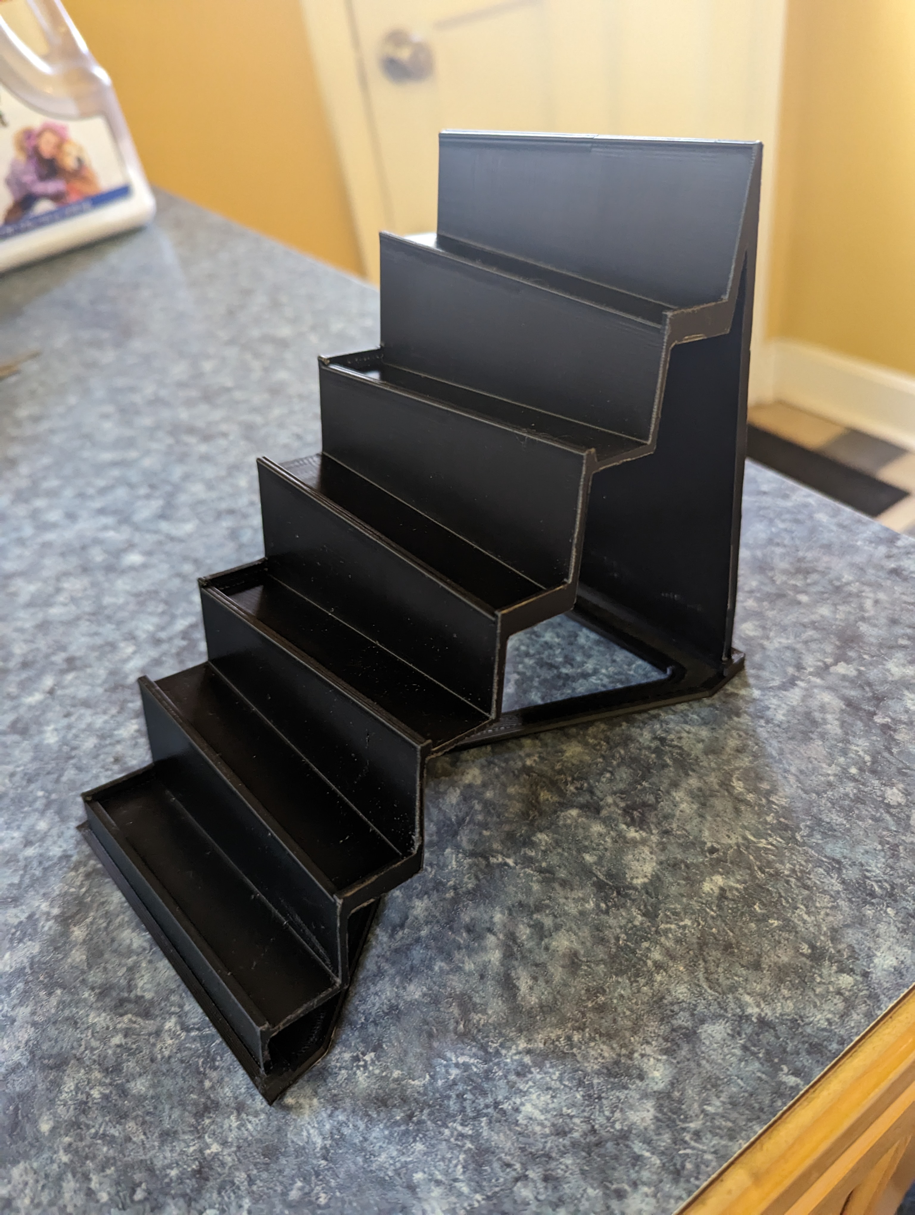 Pocket Knife Display Stand
