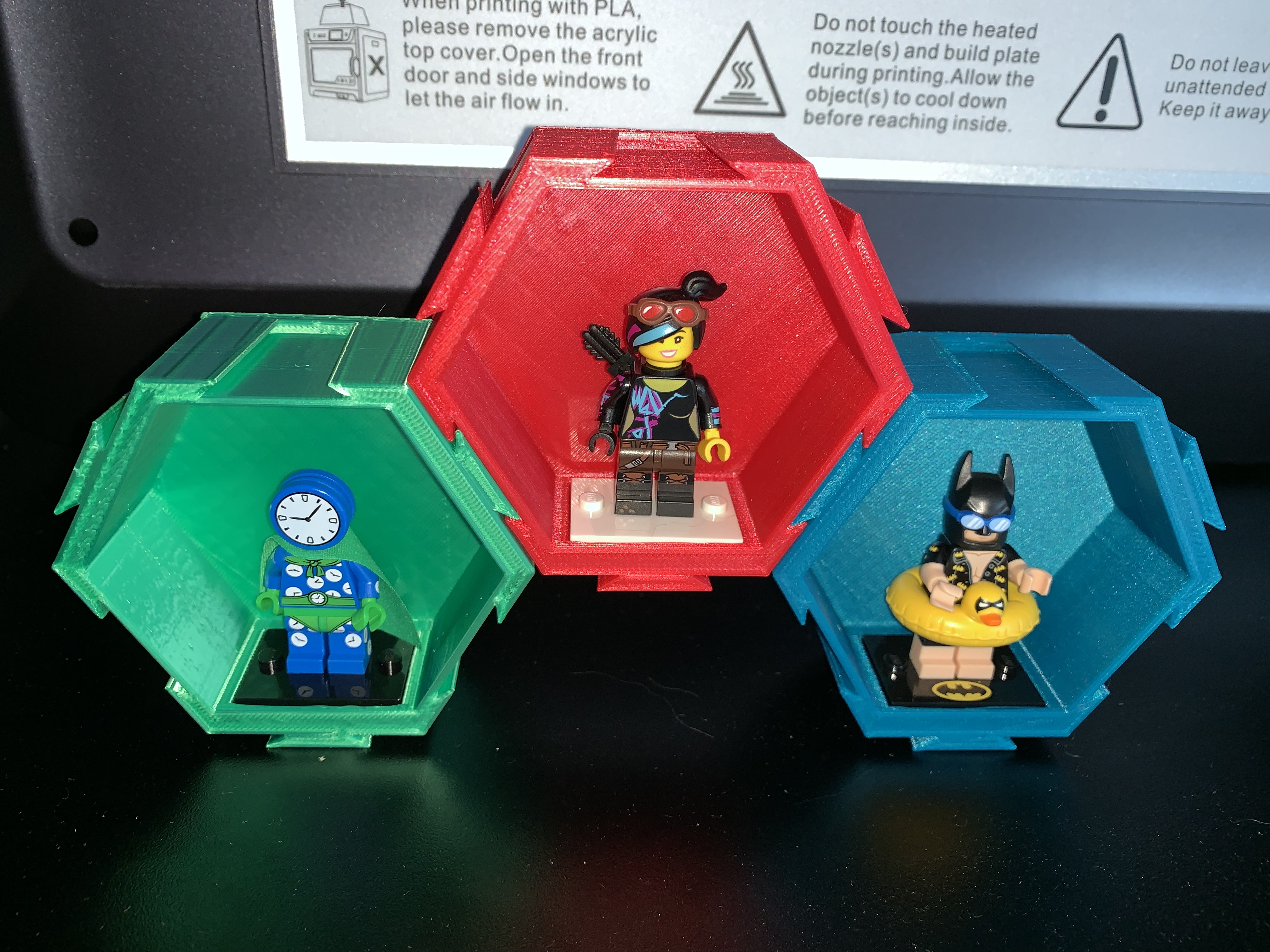 Miniatura 6 do modelo 3D Modular Hexagonal Dovetail display box