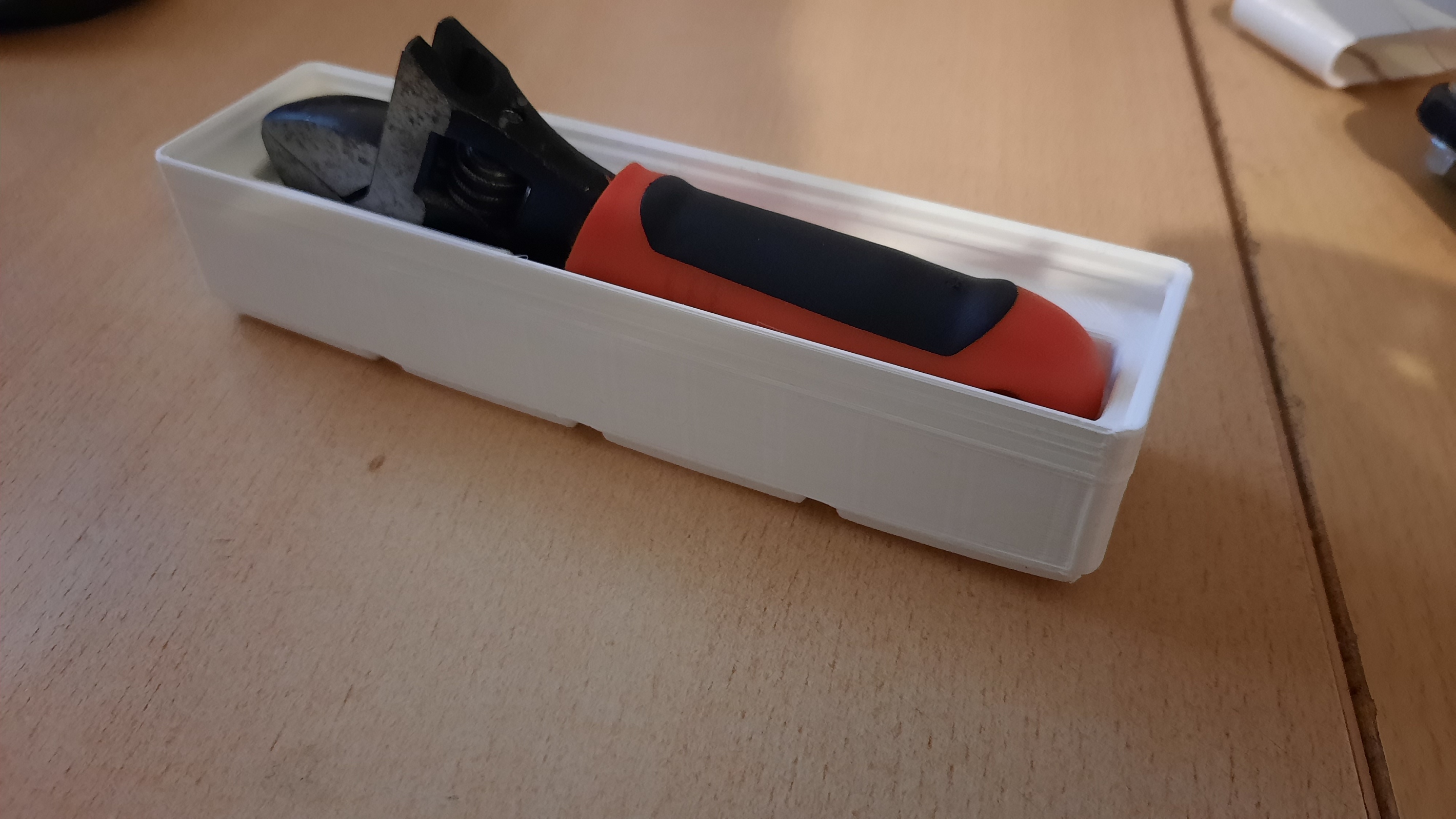 Gridfinity adjustable wrench holder by Franz Kranz Download free STL