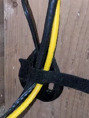 Water Drop Vertical Cable Guide