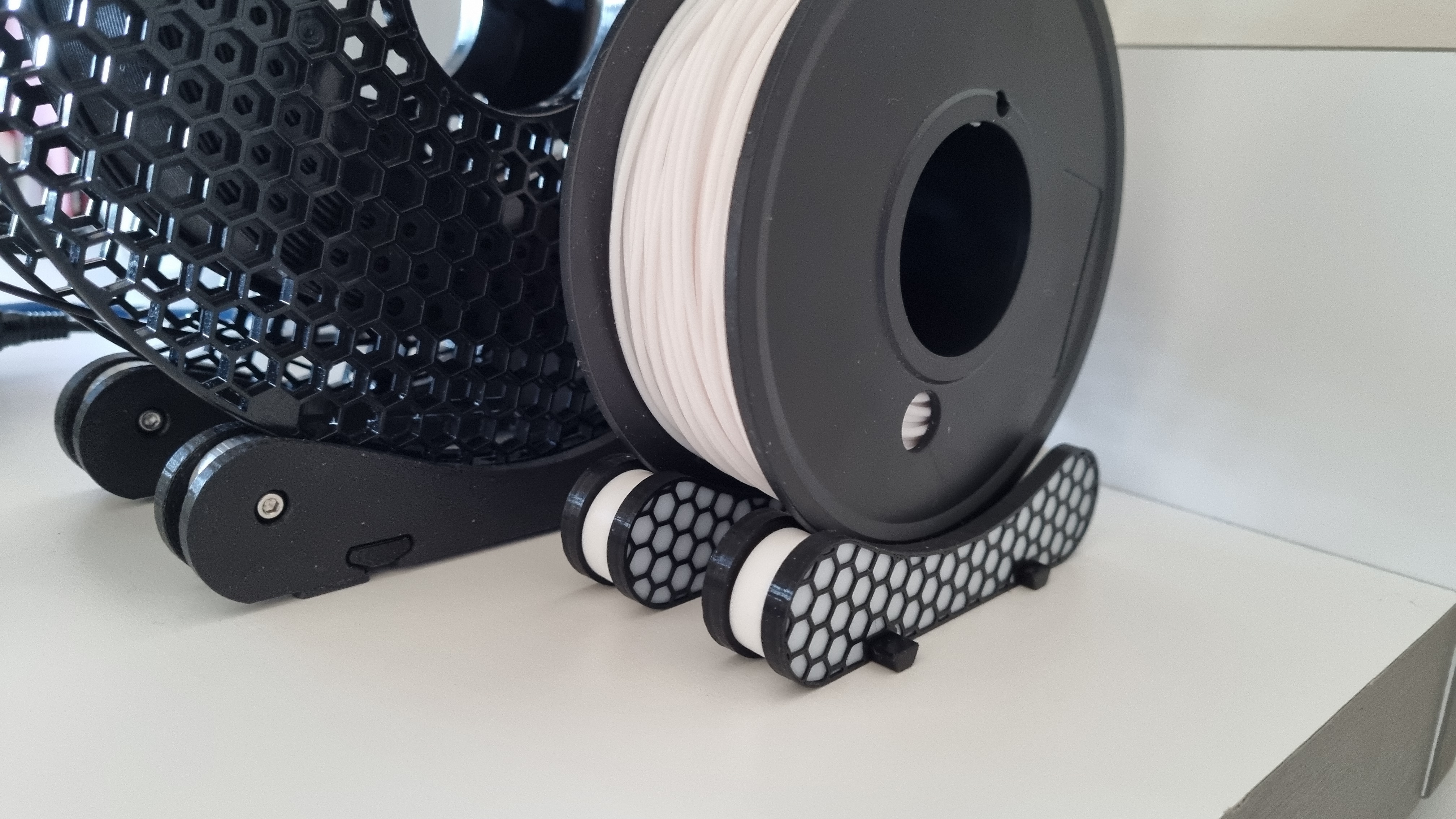Miniatura 2 do modelo 3D Small spool holder for small spools