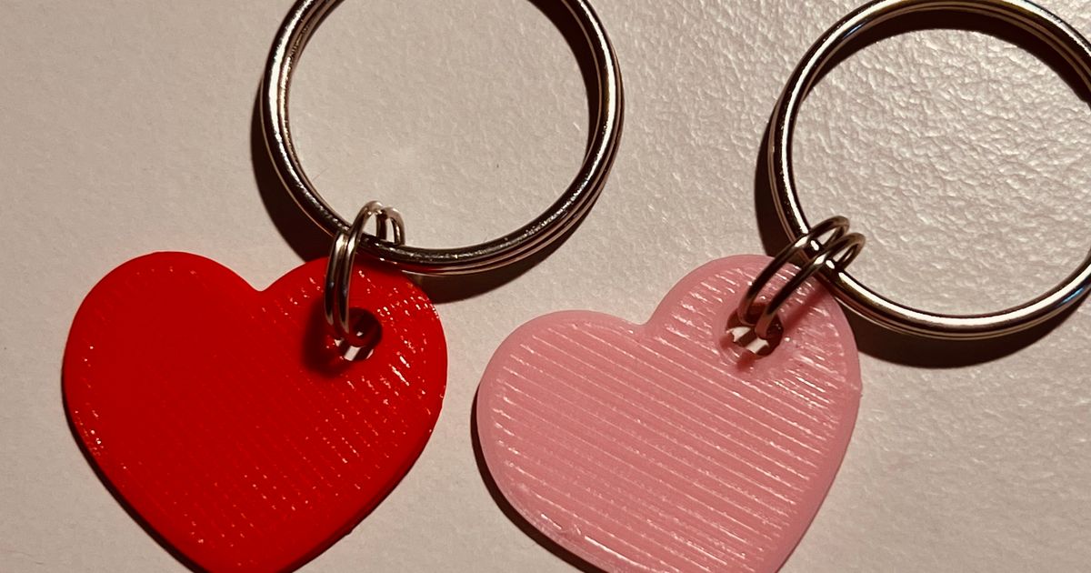 STL file LOVELY HEART KEYCHAIN / EARRINGS / NECKLACE 💜・3D printable model  to download・Cults