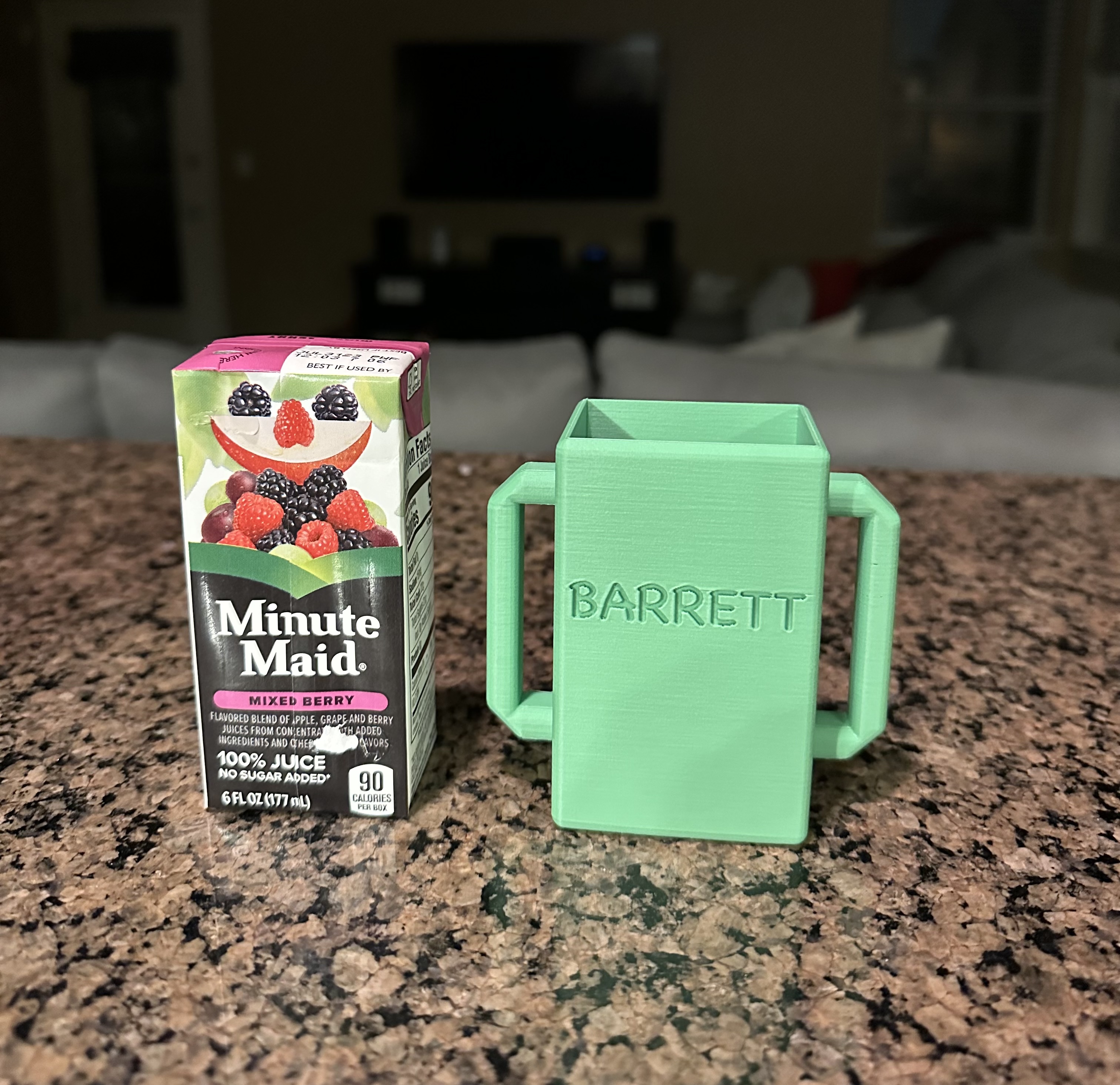 Juice Box Holder with Handles by Mistborn Download free STL model