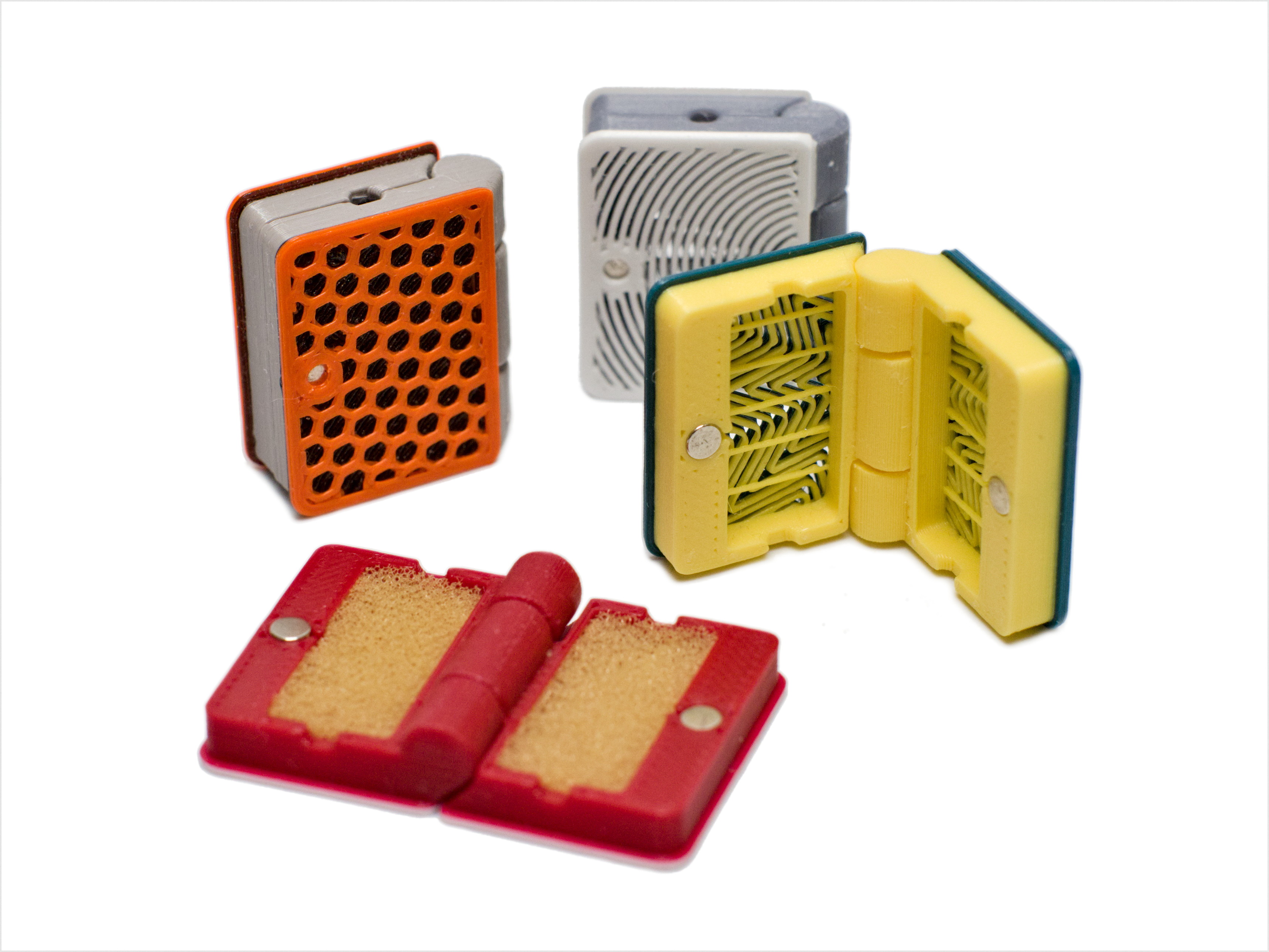 Filabook, the Tiny Hinged Filament Cleaner