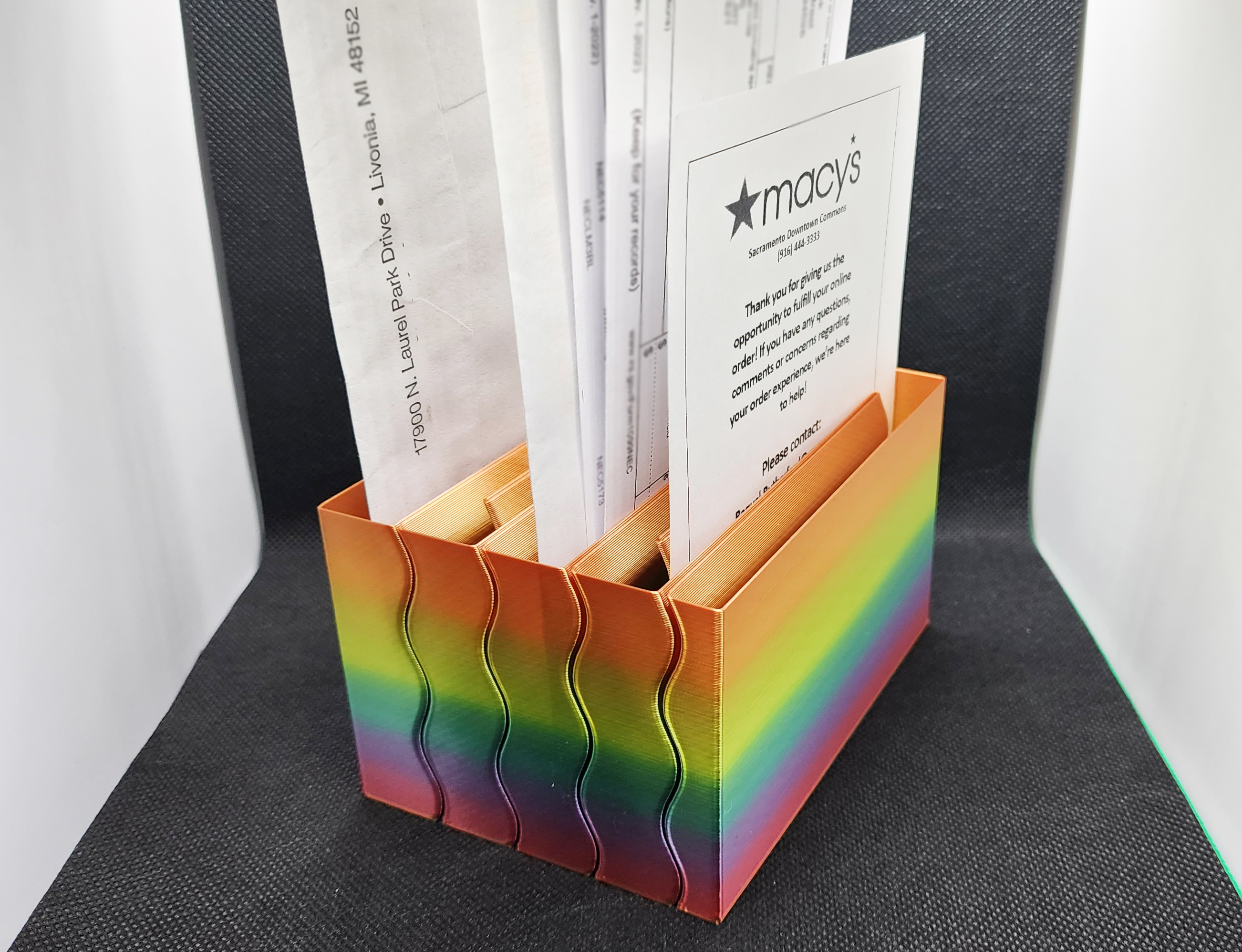 Scalable Letter/Mail Organizer - Vase Mode