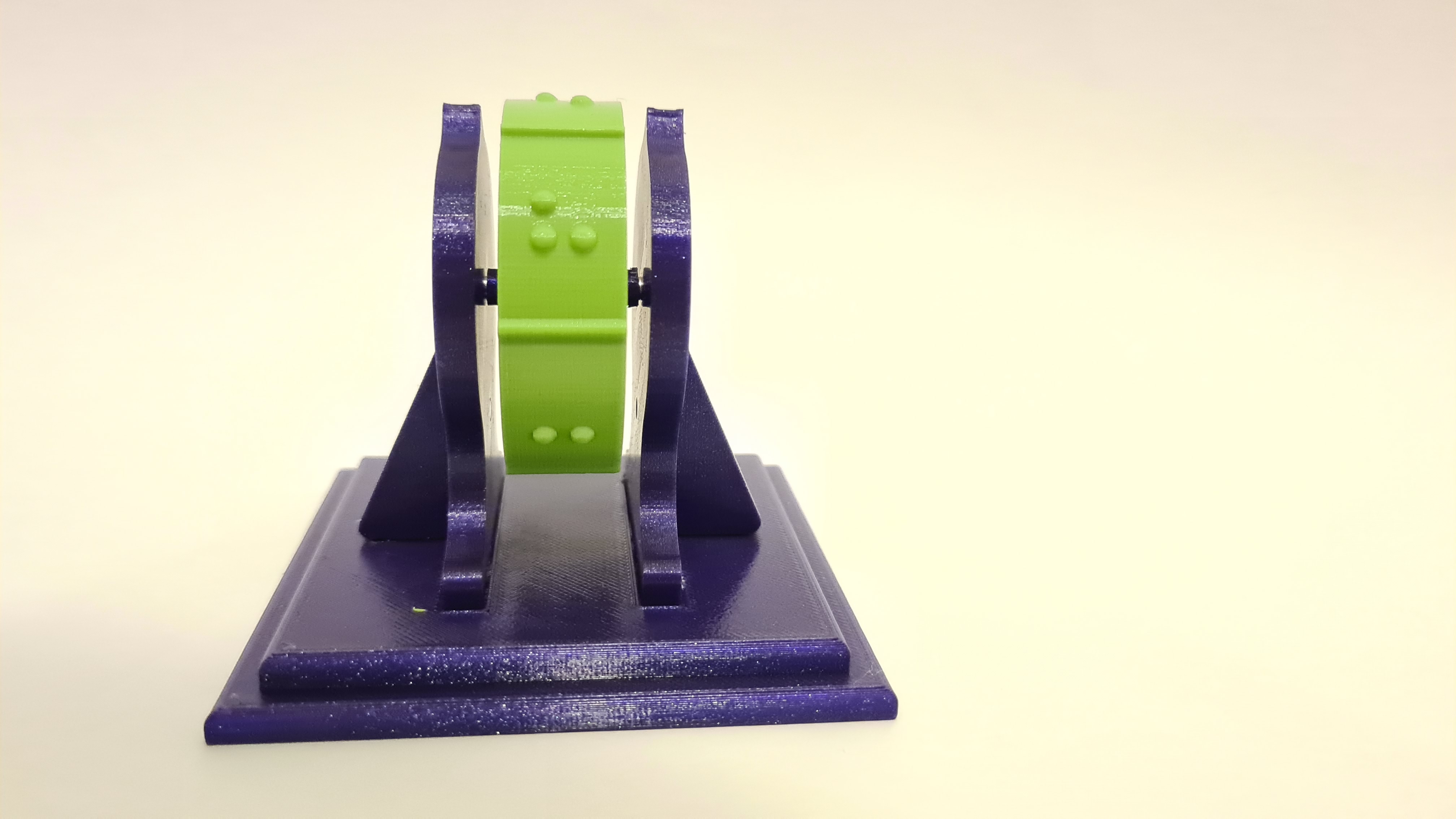 Miniatura 3 do modelo 3D Rotating Braille Dice