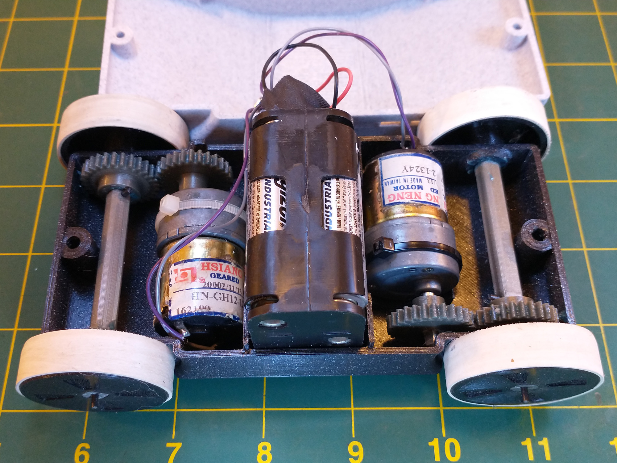 FlipNRoll Car by LoboCNC Download free STL model