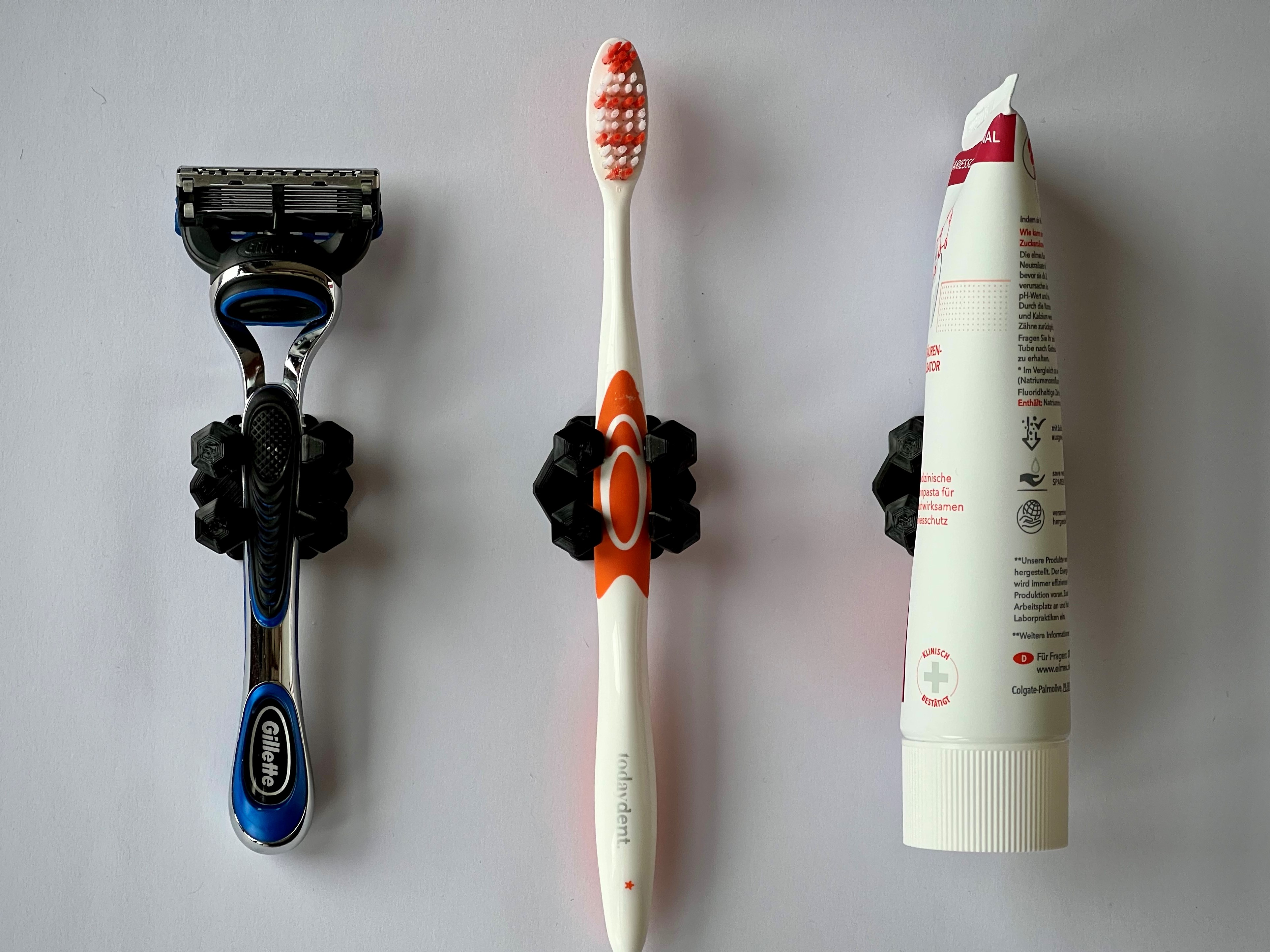 Flexible wall mount