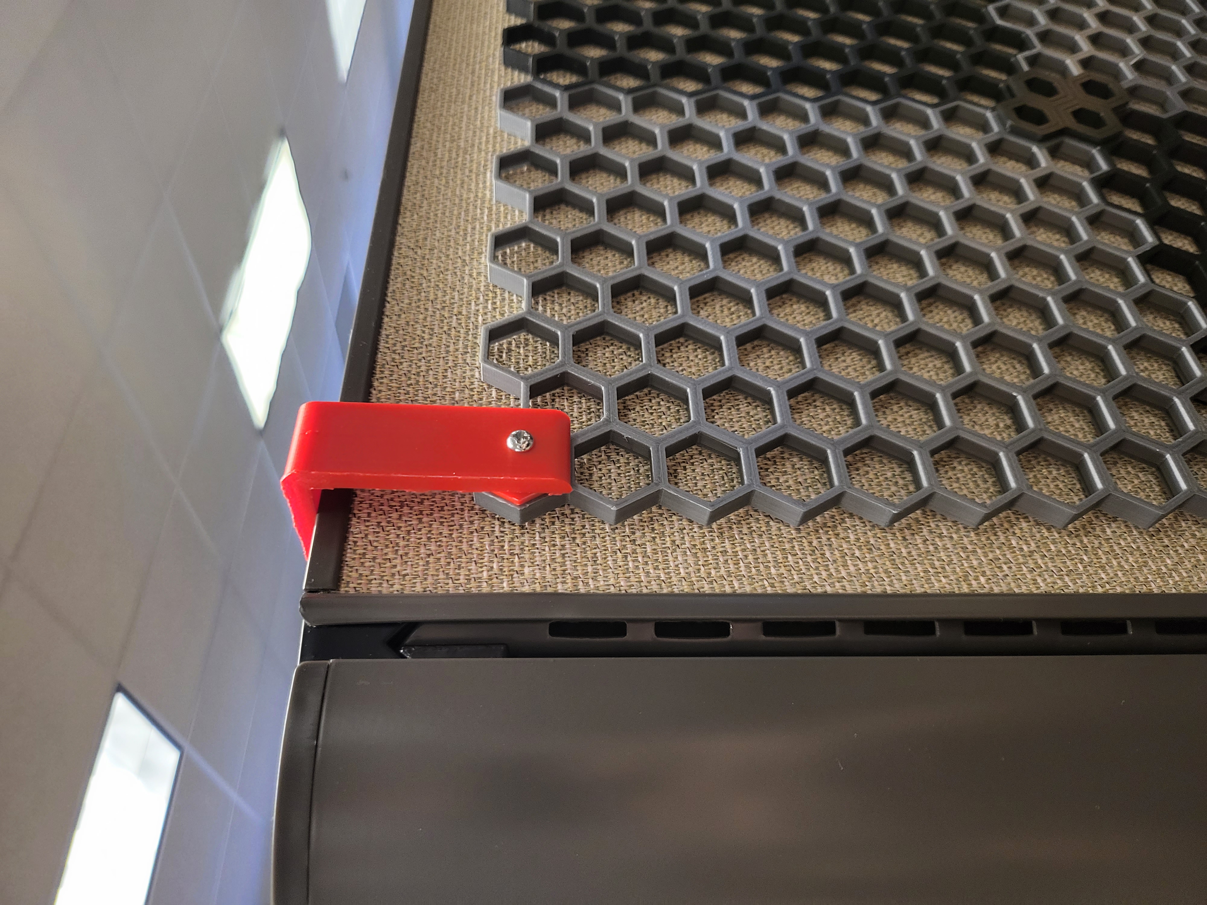 Honeycomb Wall Cubicle Hooks