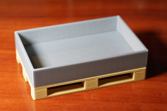 Container Box Low, for Euro Pallet EPAL, V1, 120x80x20mm, 1:10 Correct Size