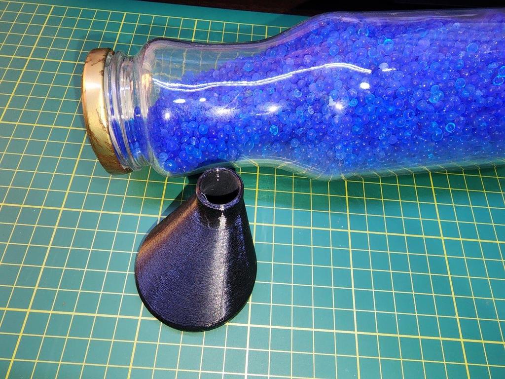 Leggos Bottle Pourer by David3DOMEngineering Download free STL model