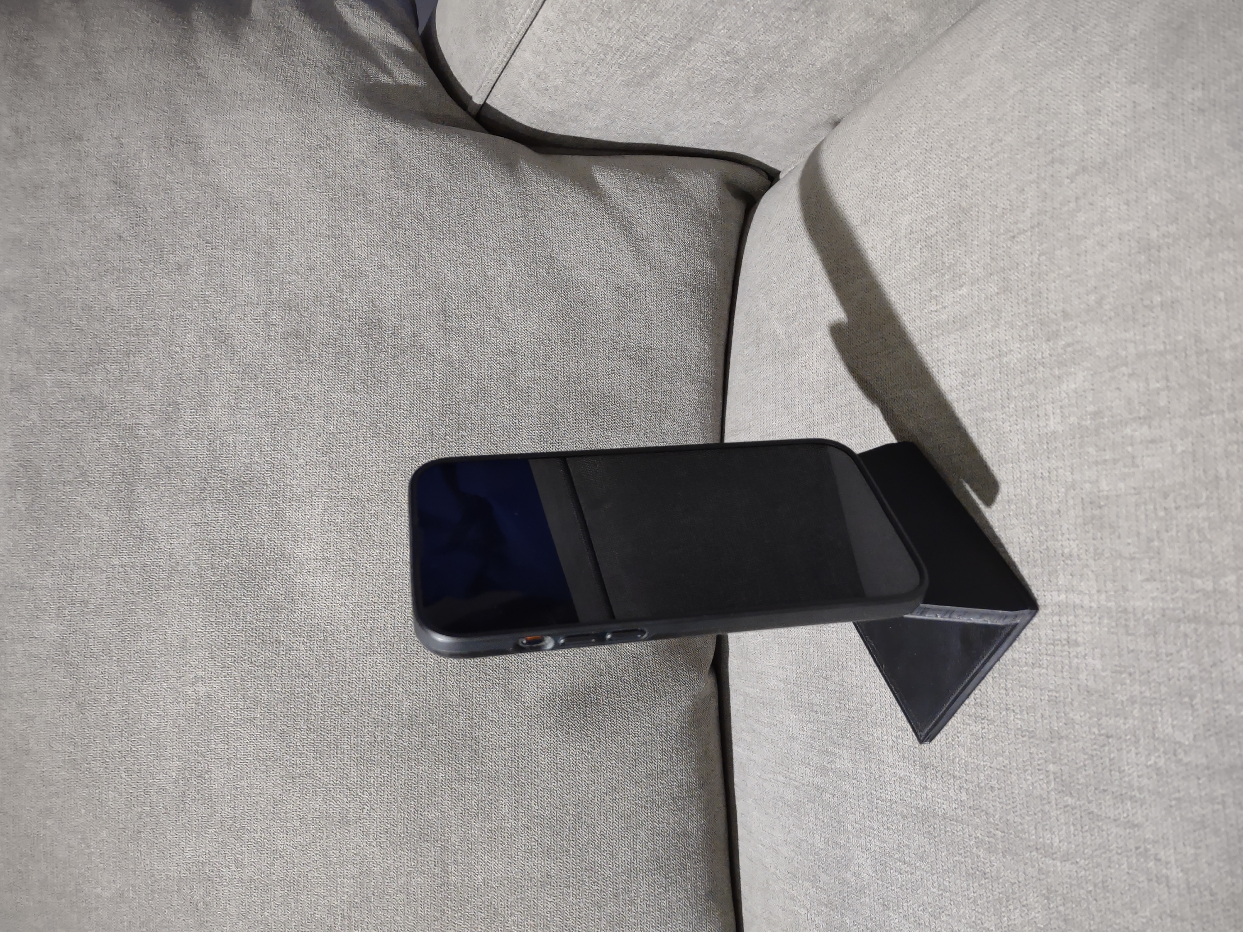 POPSOCKET phone holder