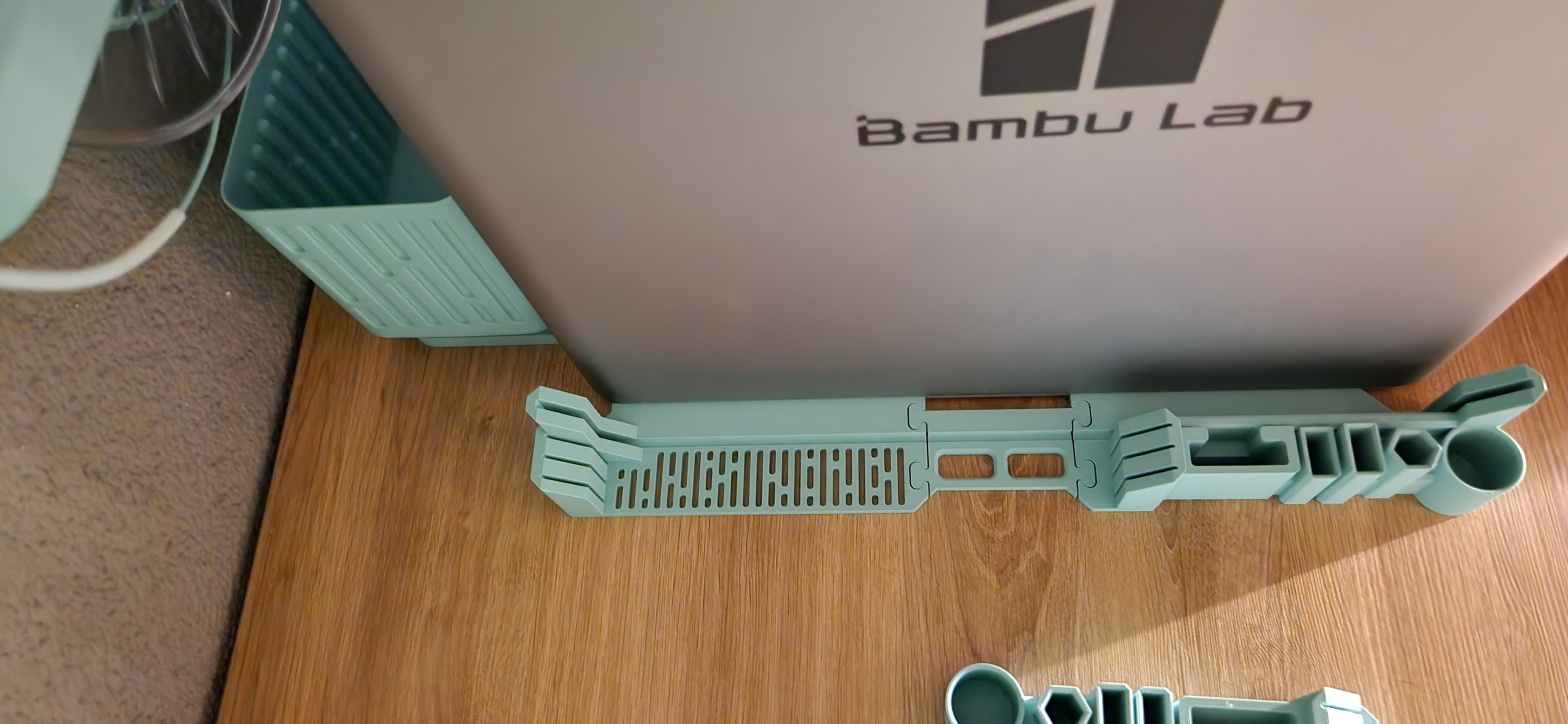 lateral-tools-holder-for-bambu-lab-new-chassis-por-trolinka